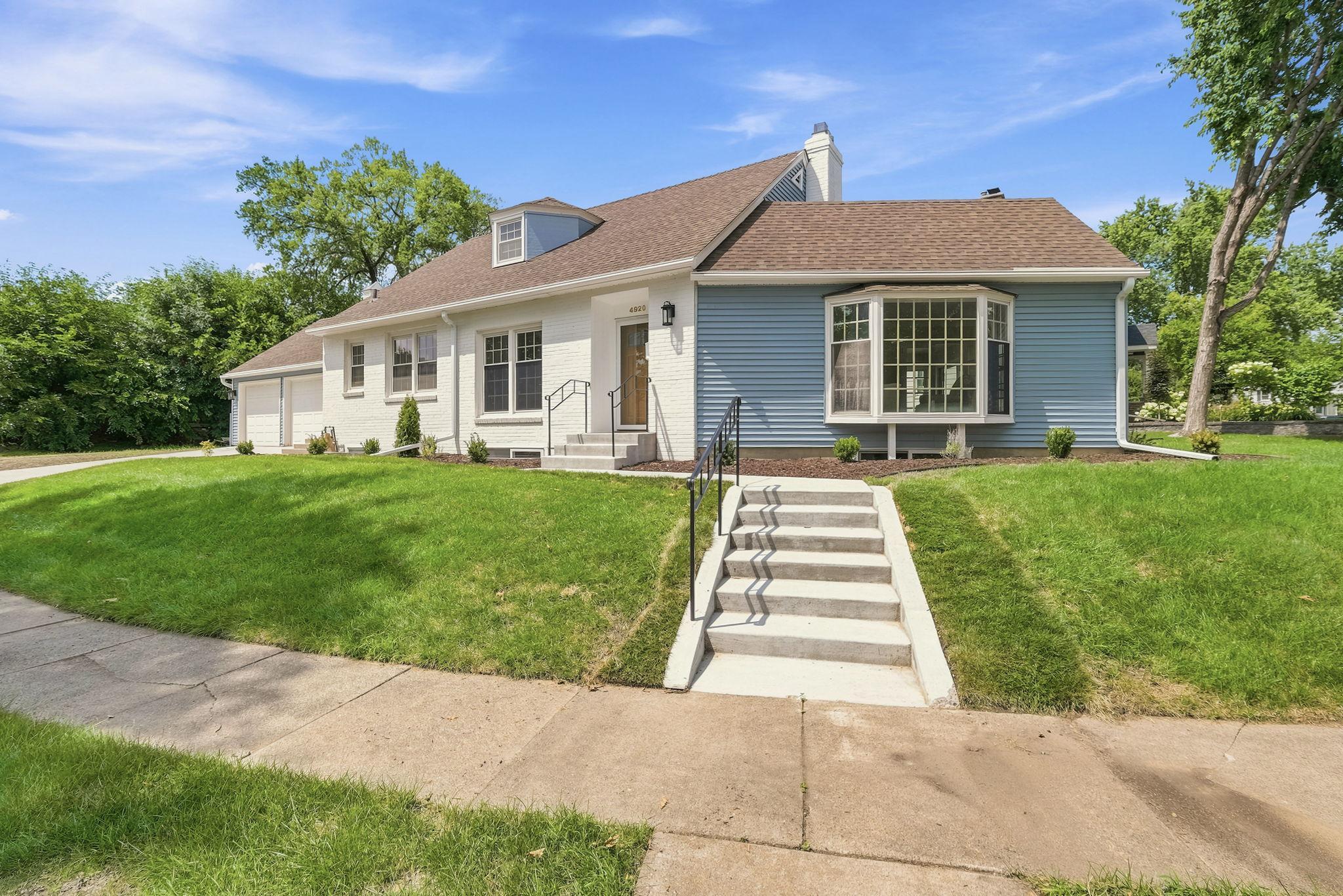 View of Residential at 4920 Sunnyside Road, Edina MN 55424, Edina (5 of 68) - Mike Wilen | Minnesota Team Real Estate