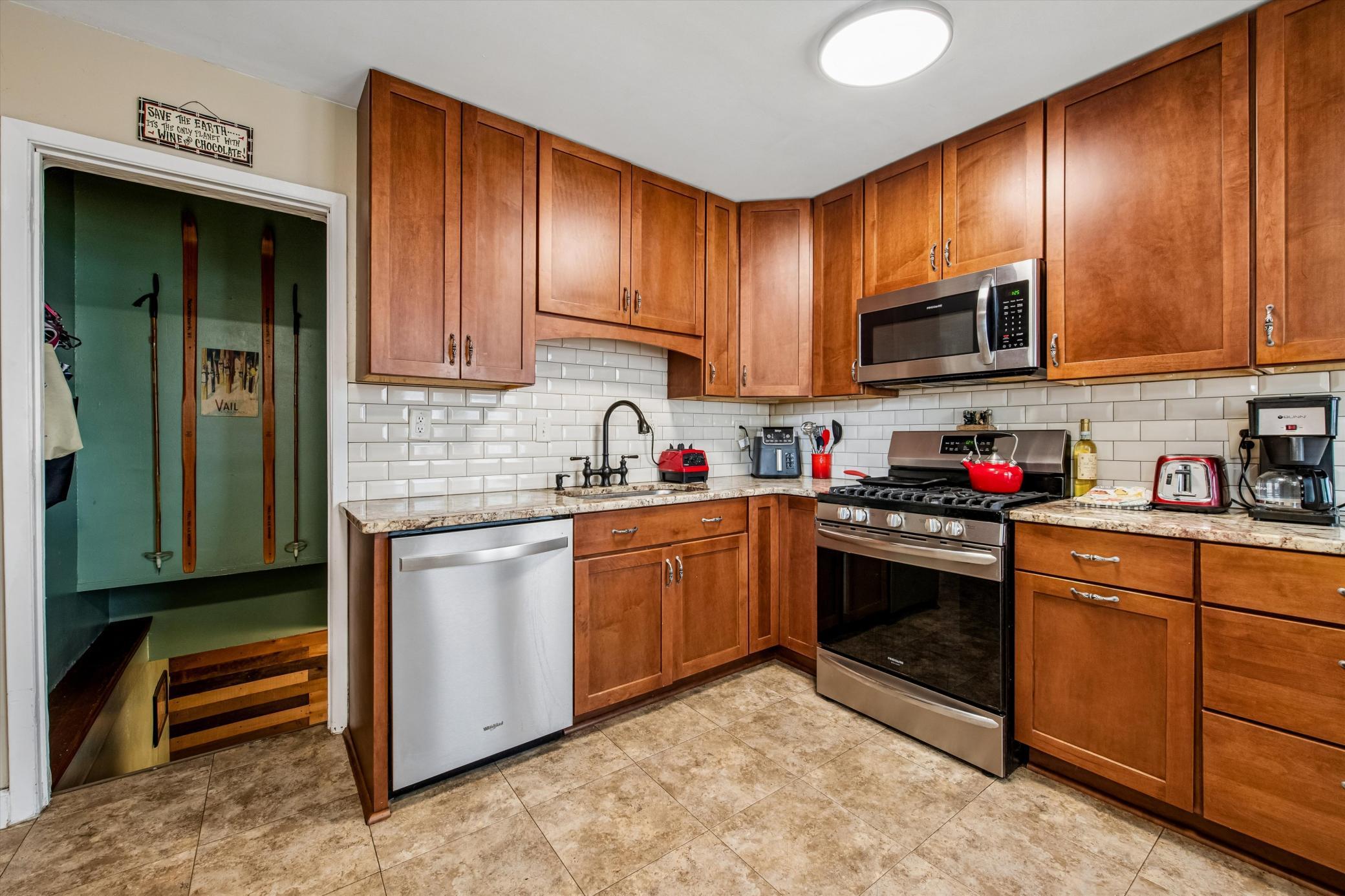 View of Residential at 838 Clear Avenue, Saint Paul MN 55106, Saint Paul (13 of 40) - Mike Wilen | Minnesota Team Real Estate