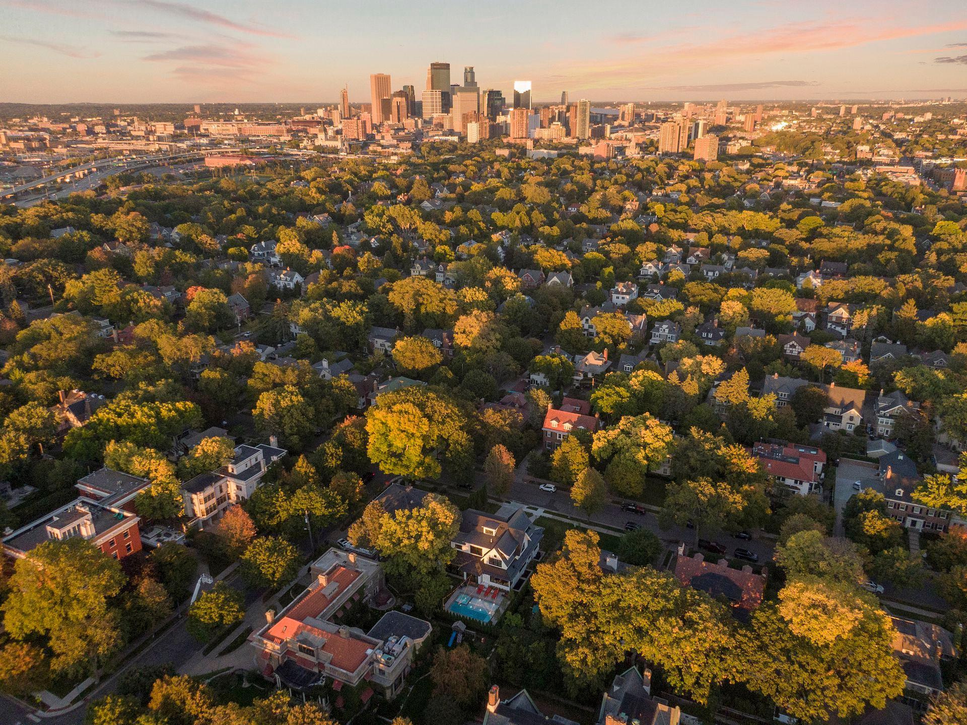 View of Residential at 1910 Knox Avenue, Minneapolis MN 55403, Minneapolis (55 of 59) - Mike Wilen | Minnesota Team Real Estate