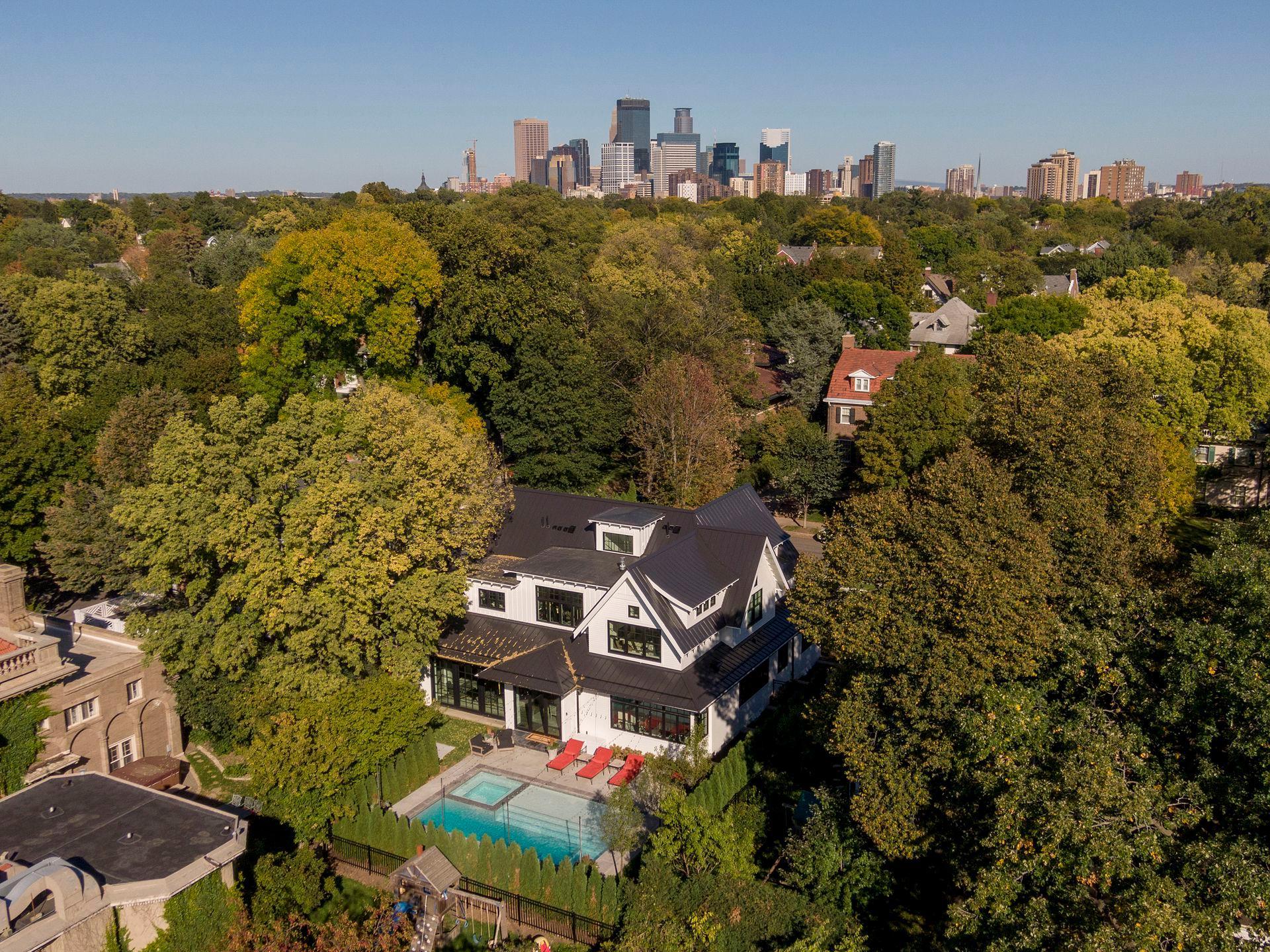 View of Residential at 1910 Knox Avenue, Minneapolis MN 55403, Minneapolis (57 of 59) - Mike Wilen | Minnesota Team Real Estate
