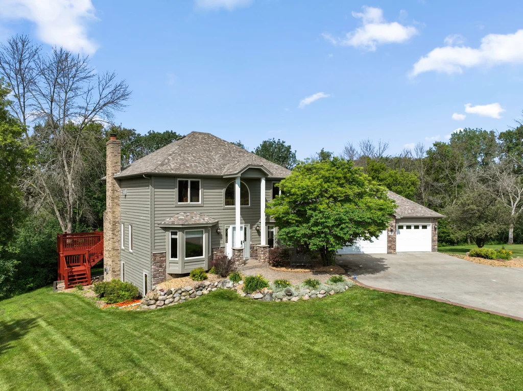 View of Residential at 22530 Forest Ridge Drive, Lakeville MN 55044, Lakeville (5 of 71) - Mike Wilen | Minnesota Team Real Estate
