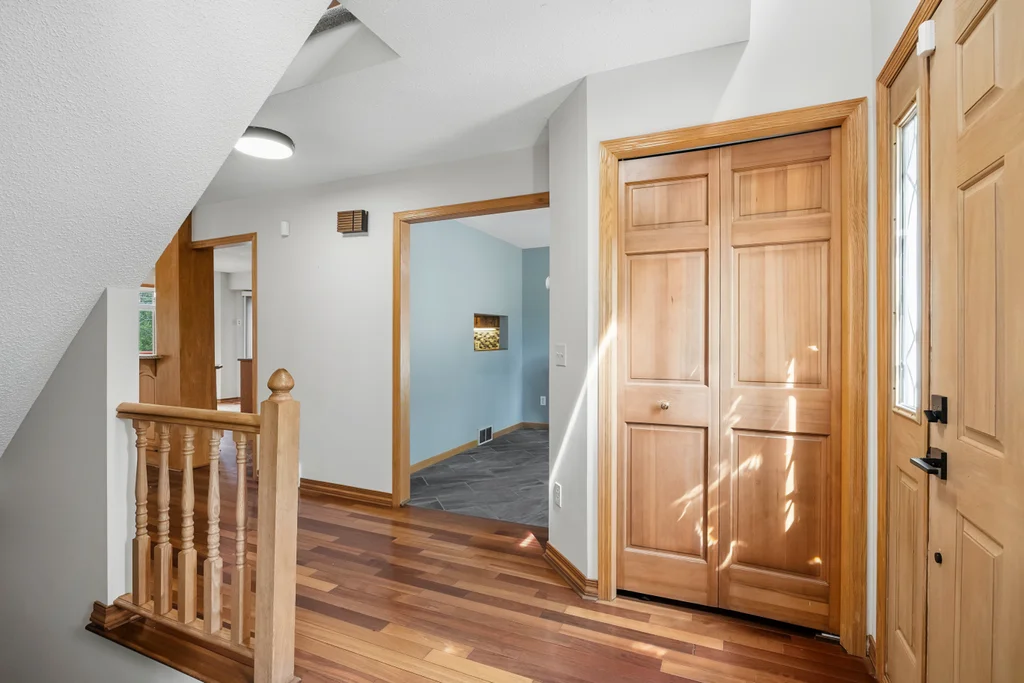 View of Residential at 22530 Forest Ridge Drive, Lakeville MN 55044, Lakeville (21 of 71) - Mike Wilen | Minnesota Team Real Estate