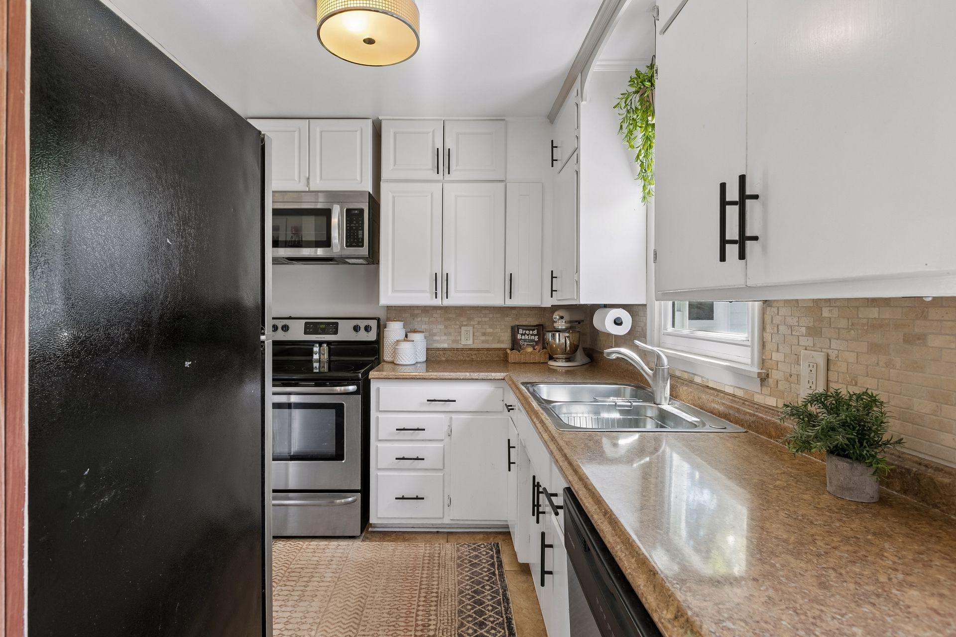 View of Residential at 2941 Quebec Avenue, Saint Louis Park MN 55426, Saint Louis Park (12 of 36) - Mike Wilen | Minnesota Team Real Estate