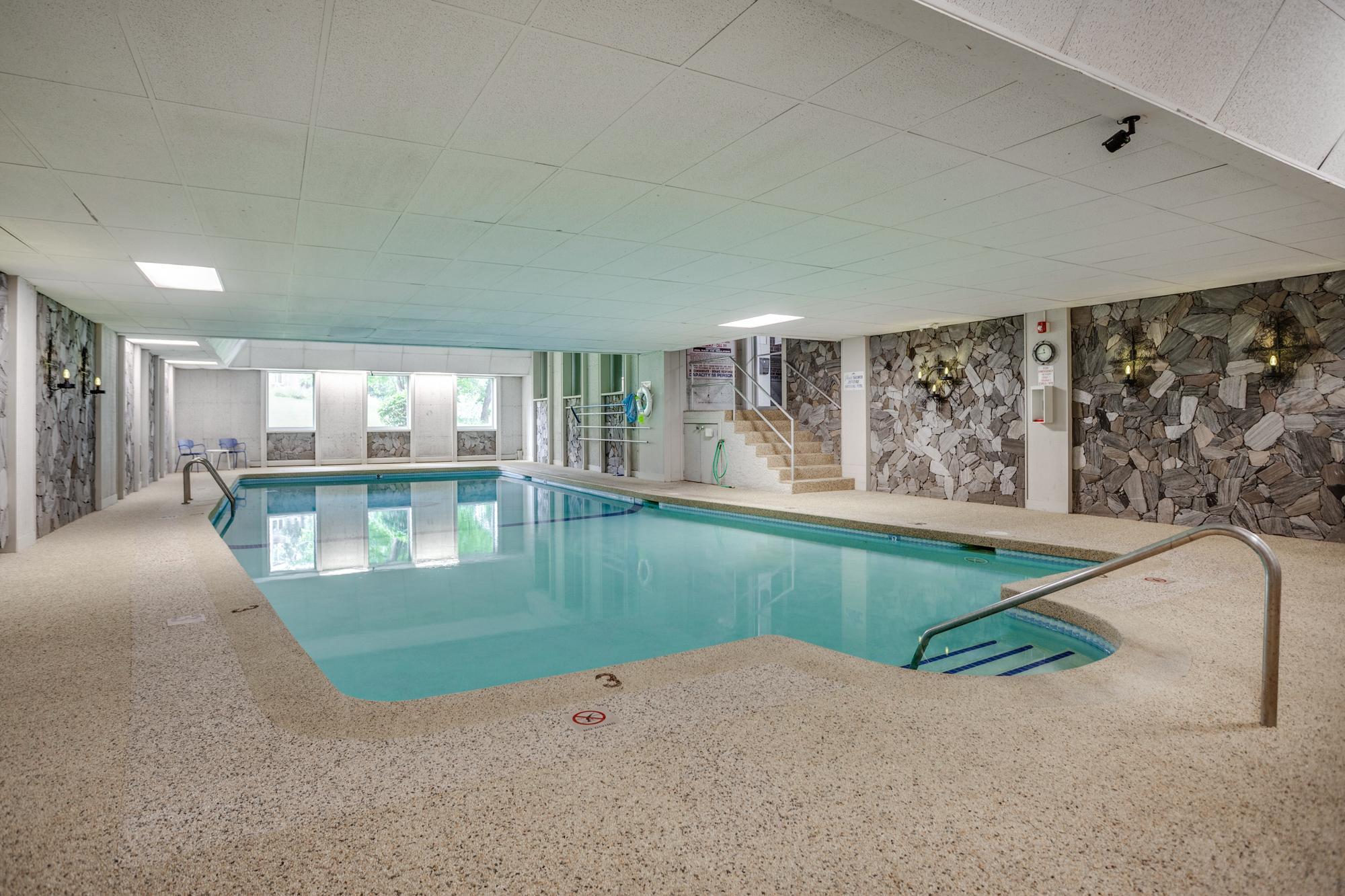 View of Residential at 4350 Brookside Court #302, Edina MN 55436, Edina (33 of 46) - Mike Wilen | Minnesota Team Real Estate