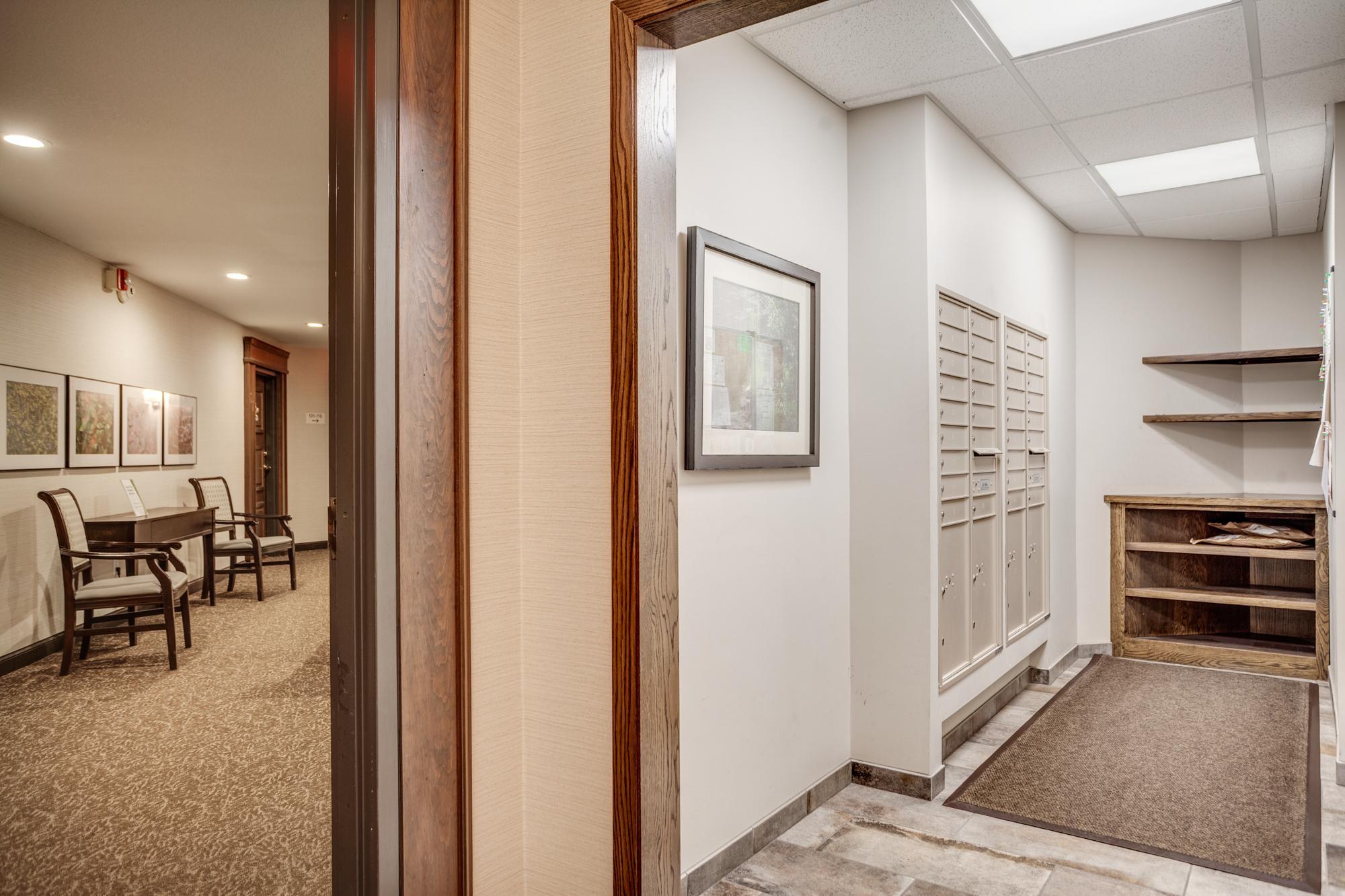 View of Residential at 4350 Brookside Court #302, Edina MN 55436, Edina (31 of 46) - Mike Wilen | Minnesota Team Real Estate