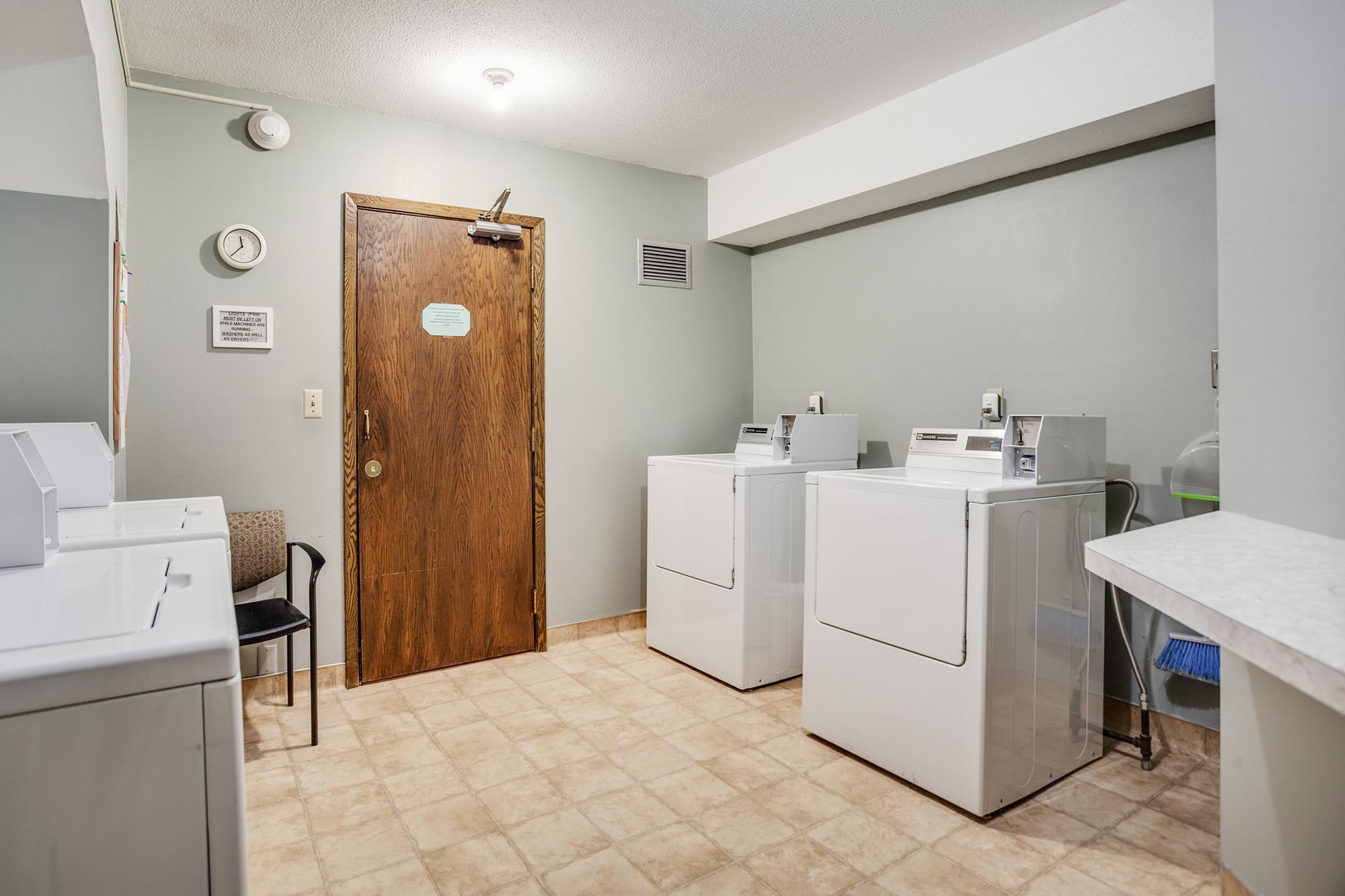 View of Residential at 4350 Brookside Court #302, Edina MN 55436, Edina (27 of 46) - Mike Wilen | Minnesota Team Real Estate