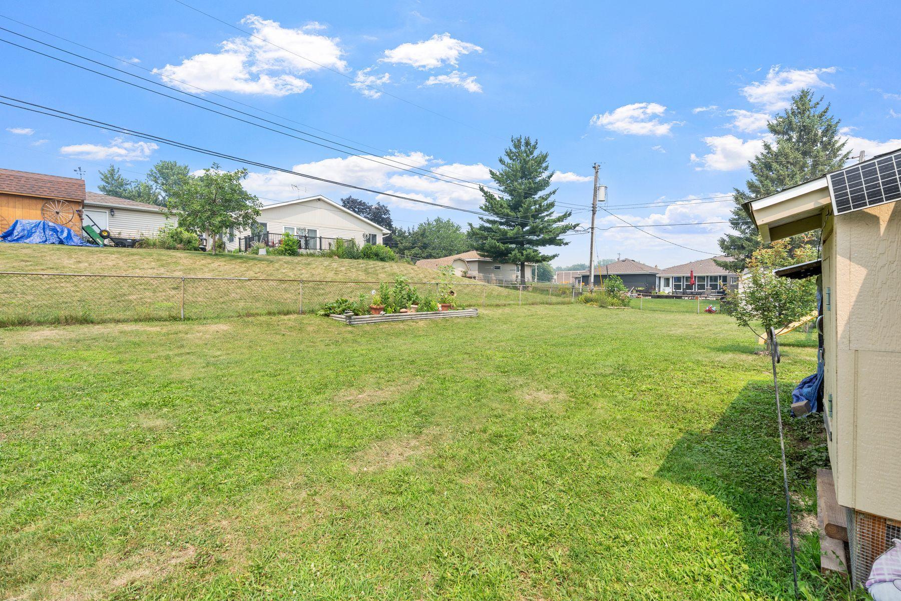 View of Residential at 6841 Carmen Avenue, Inver Grove Heights MN 55076, Inver Grove Heights (37 of 44) - Mike Wilen | Minnesota Team Real Estate