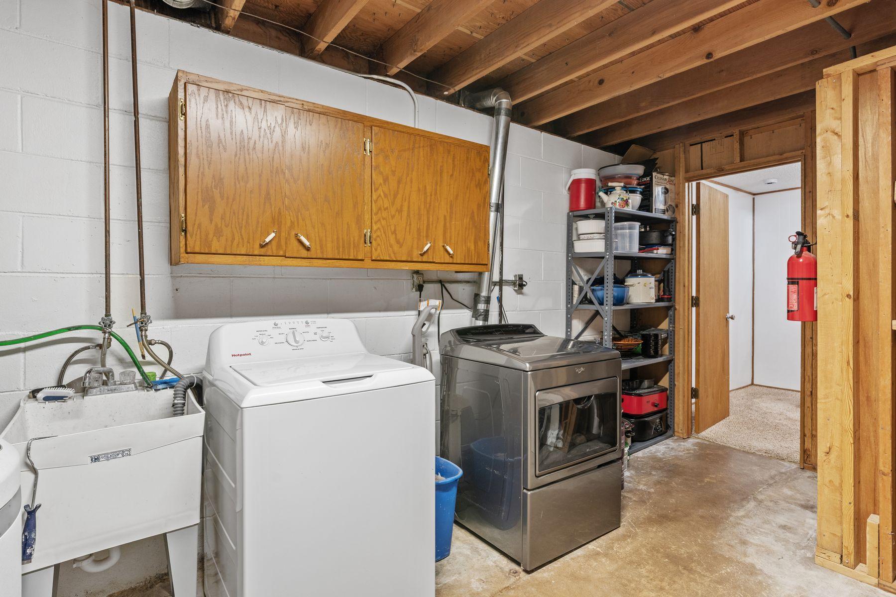 View of Residential at 6841 Carmen Avenue, Inver Grove Heights MN 55076, Inver Grove Heights (31 of 44) - Mike Wilen | Minnesota Team Real Estate