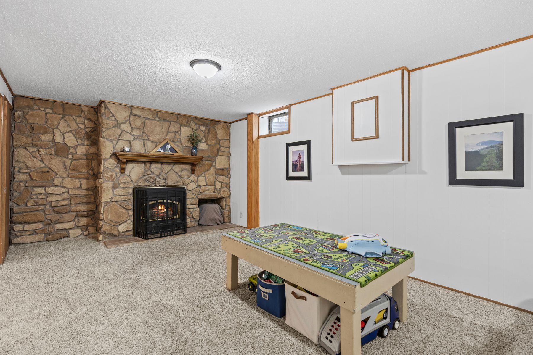 View of Residential at 6841 Carmen Avenue, Inver Grove Heights MN 55076, Inver Grove Heights (25 of 44) - Mike Wilen | Minnesota Team Real Estate