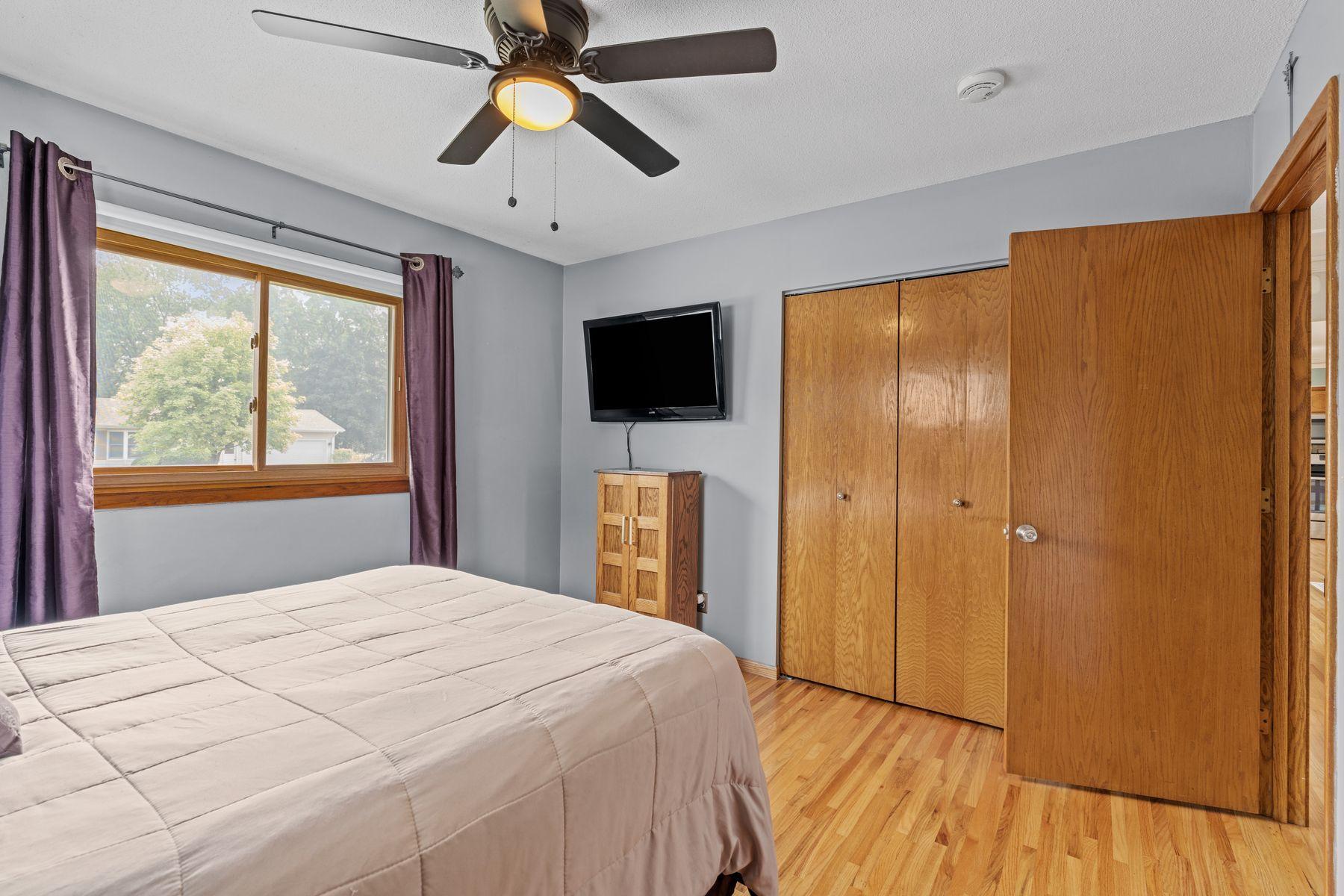 View of Residential at 6841 Carmen Avenue, Inver Grove Heights MN 55076, Inver Grove Heights (16 of 44) - Mike Wilen | Minnesota Team Real Estate