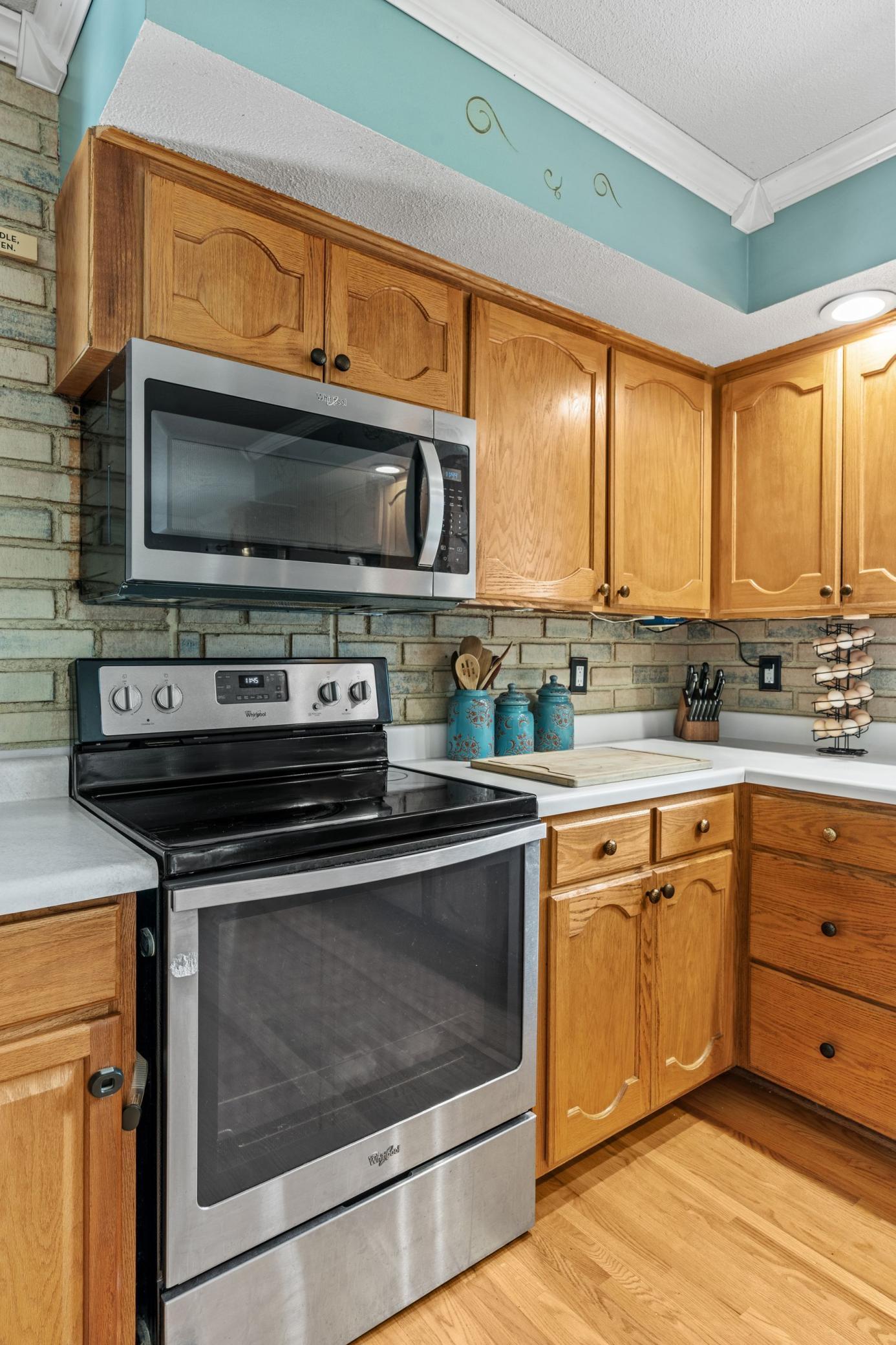 View of Residential at 6841 Carmen Avenue, Inver Grove Heights MN 55076, Inver Grove Heights (14 of 44) - Mike Wilen | Minnesota Team Real Estate