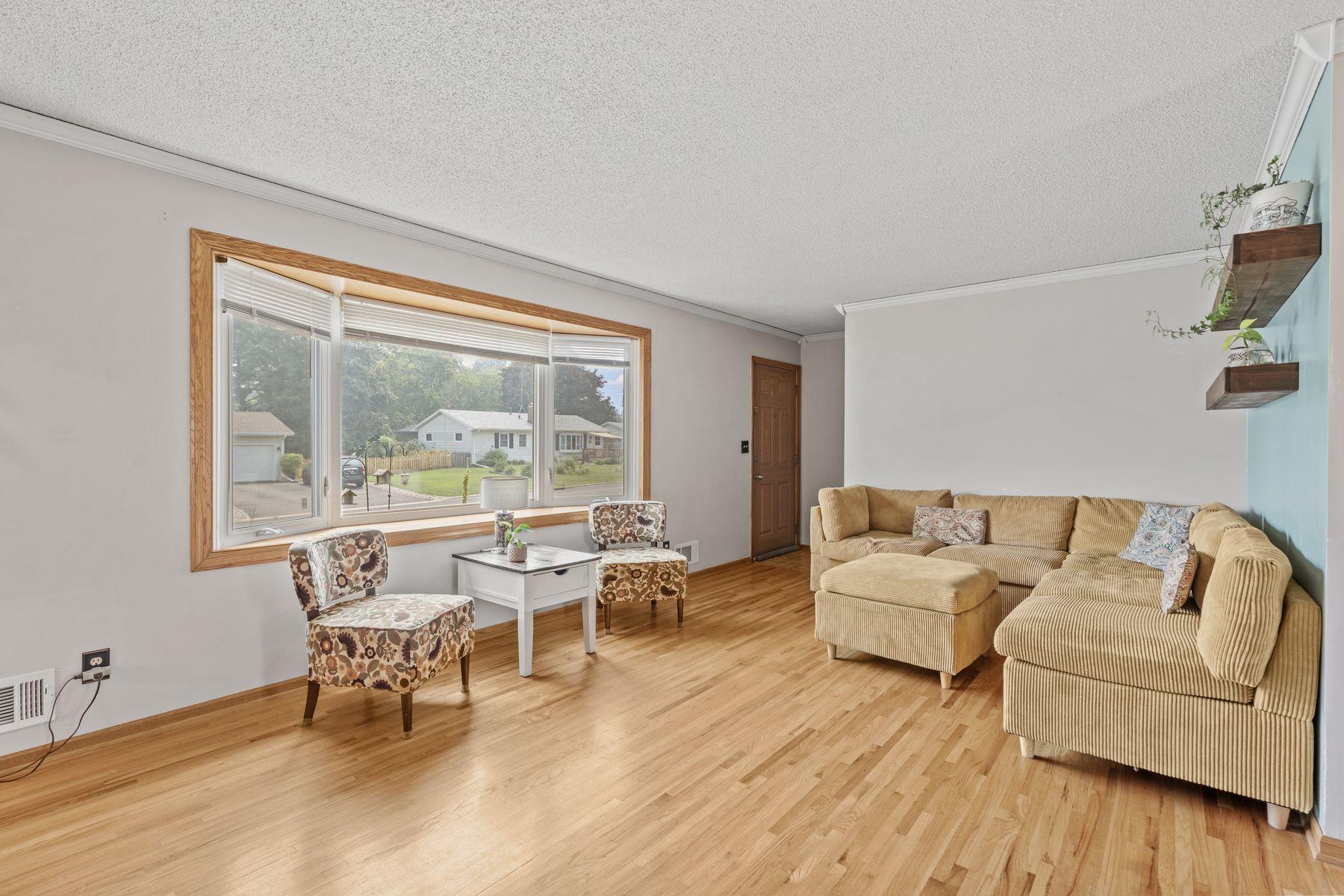 View of Residential at 6841 Carmen Avenue, Inver Grove Heights MN 55076, Inver Grove Heights (5 of 44) - Mike Wilen | Minnesota Team Real Estate