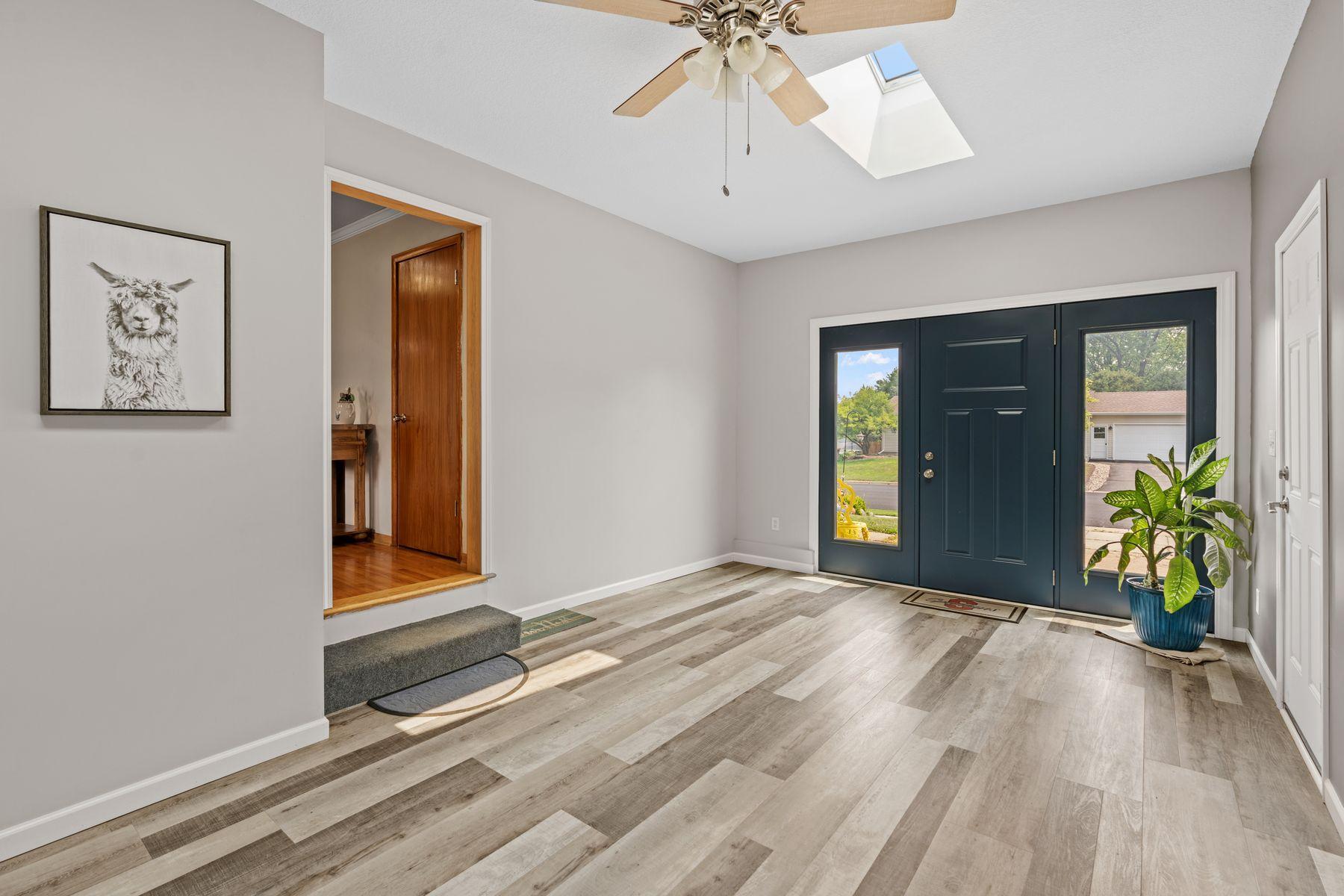 View of Residential at 6841 Carmen Avenue, Inver Grove Heights MN 55076, Inver Grove Heights (2 of 44) - Mike Wilen | Minnesota Team Real Estate