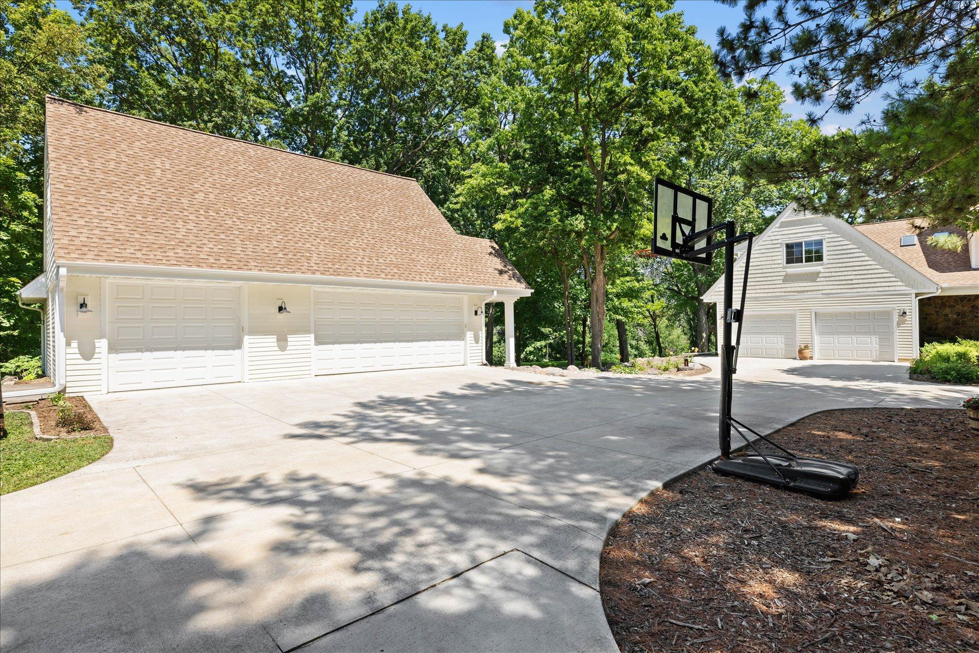 View of Residential at 612 Nelson Road, Independence MN 55359, Independence (5 of 86) - Mike Wilen | Minnesota Team Real Estate