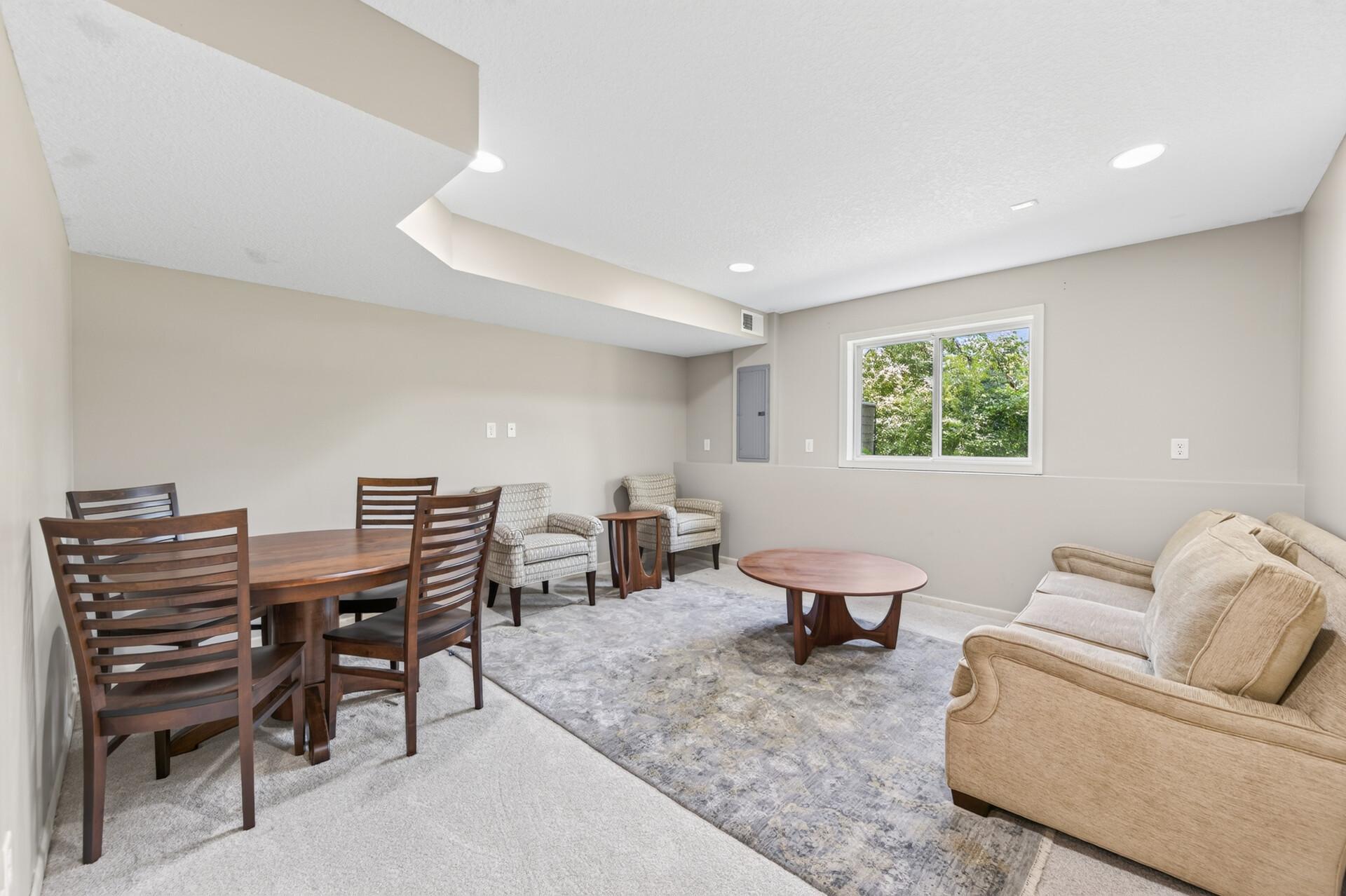 View of Residential at 13707 Green Briar Drive, Minnetonka MN 55305, Minnetonka (27 of 56) - Mike Wilen | Minnesota Team Real Estate