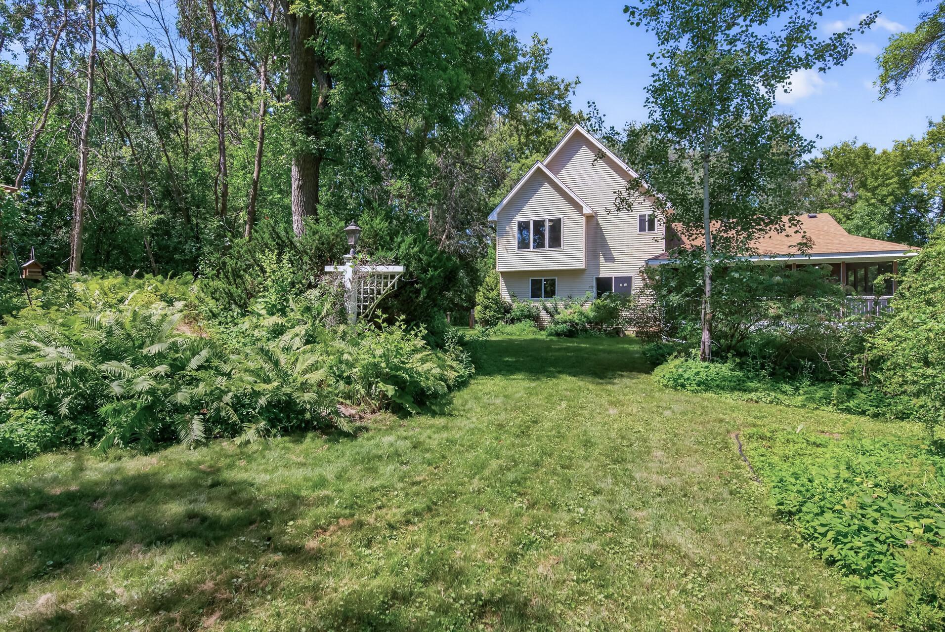 View of Residential at 13707 Green Briar Drive, Minnetonka MN 55305, Minnetonka (33 of 56) - Mike Wilen | Minnesota Team Real Estate