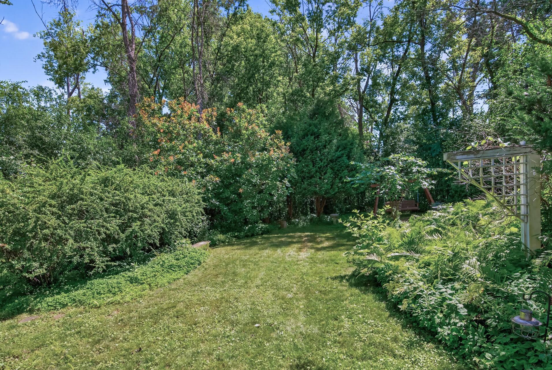 View of Residential at 13707 Green Briar Drive, Minnetonka MN 55305, Minnetonka (36 of 56) - Mike Wilen | Minnesota Team Real Estate