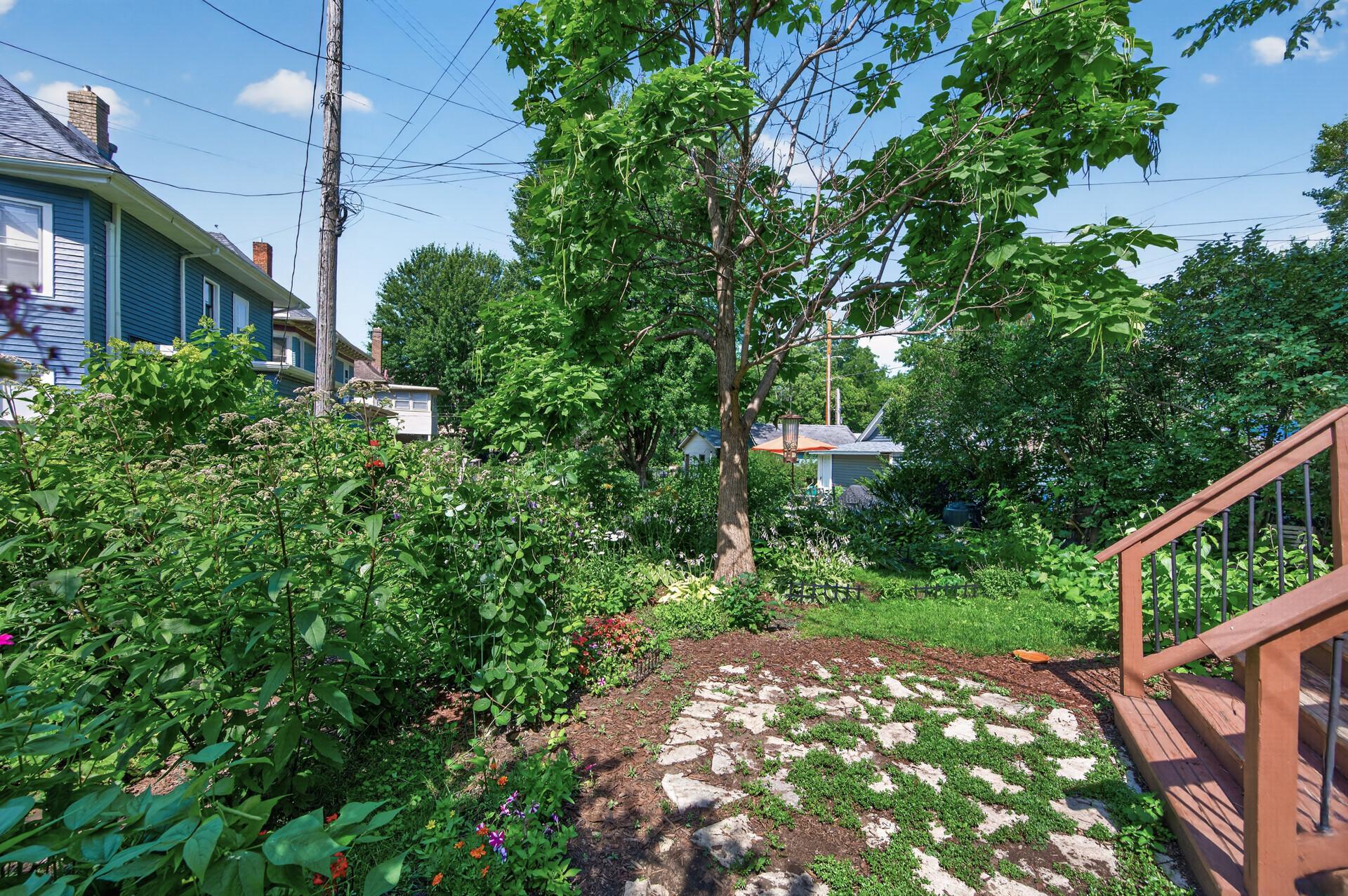 View of Residential Income at 95 Victoria Street, Saint Paul MN 55104, Saint Paul (52 of 55) - Mike Wilen | Minnesota Team Real Estate