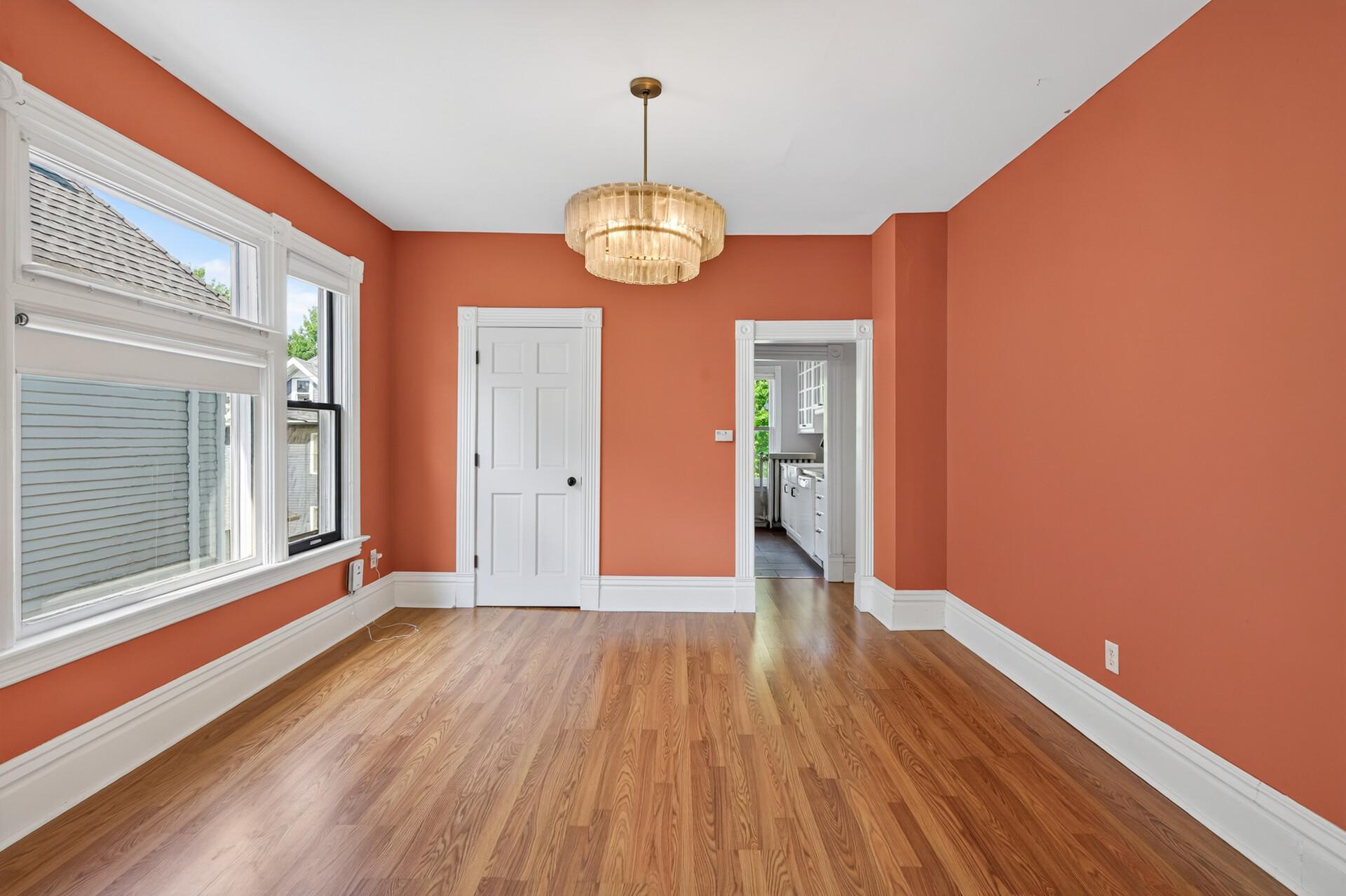 View of Residential Income at 95 Victoria Street, Saint Paul MN 55104, Saint Paul (28 of 55) - Mike Wilen | Minnesota Team Real Estate