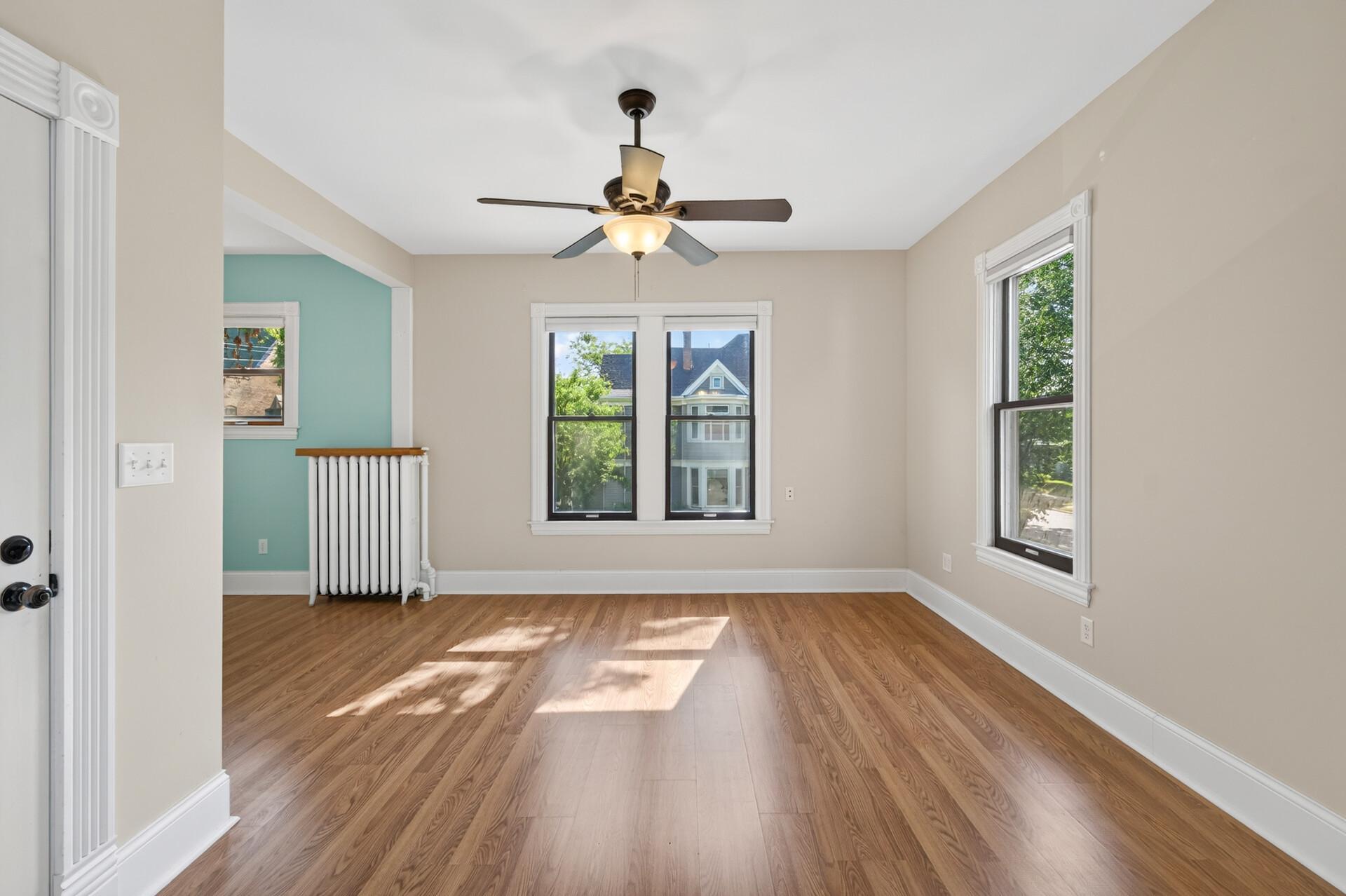 View of Residential Income at 95 Victoria Street, Saint Paul MN 55104, Saint Paul (24 of 55) - Mike Wilen | Minnesota Team Real Estate
