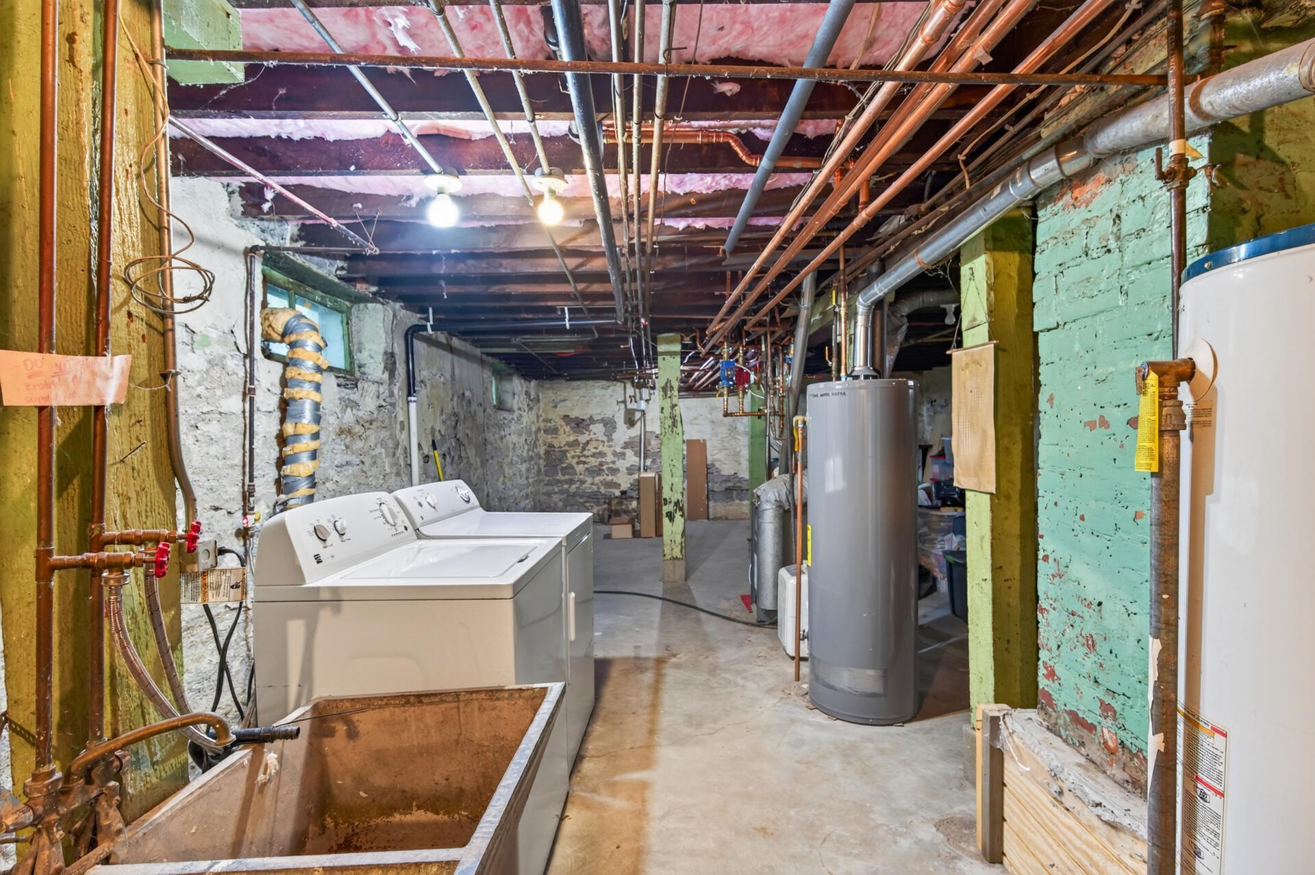 View of Residential Income at 95 Victoria Street, Saint Paul MN 55104, Saint Paul (48 of 55) - Mike Wilen | Minnesota Team Real Estate