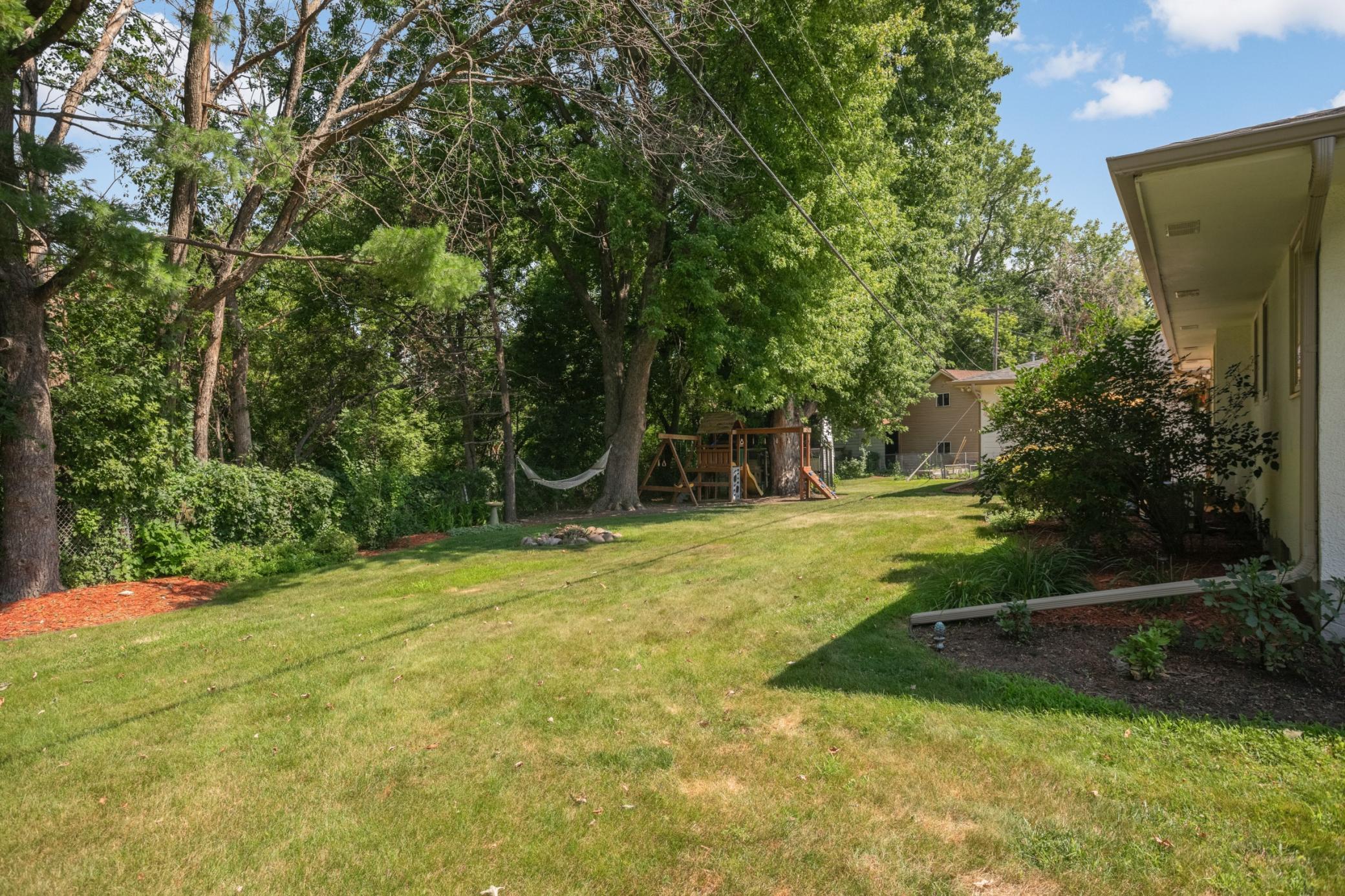 View of Residential at 3407 Payne Avenue, Vadnais Heights MN 55127, Vadnais Heights (28 of 30) - Mike Wilen | Minnesota Team Real Estate