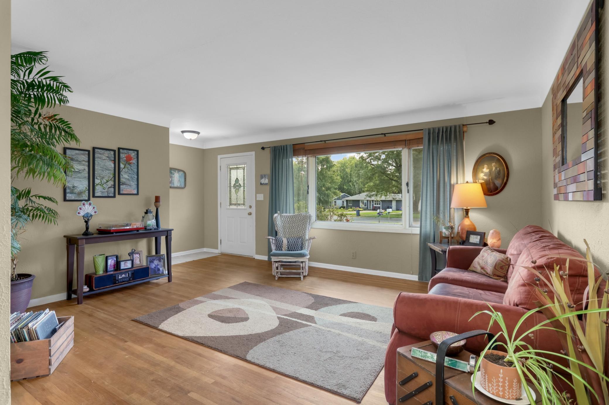 View of Residential at 3407 Payne Avenue, Vadnais Heights MN 55127, Vadnais Heights (7 of 30) - Mike Wilen | Minnesota Team Real Estate