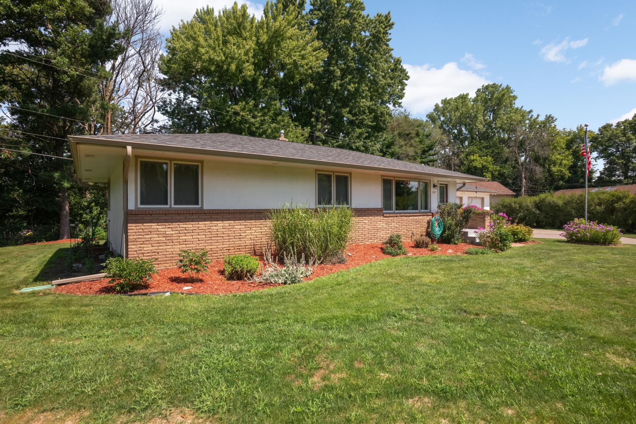 View of Residential at 3407 Payne Avenue, Vadnais Heights MN 55127, Vadnais Heights (3 of 30) - Mike Wilen | Minnesota Team Real Estate