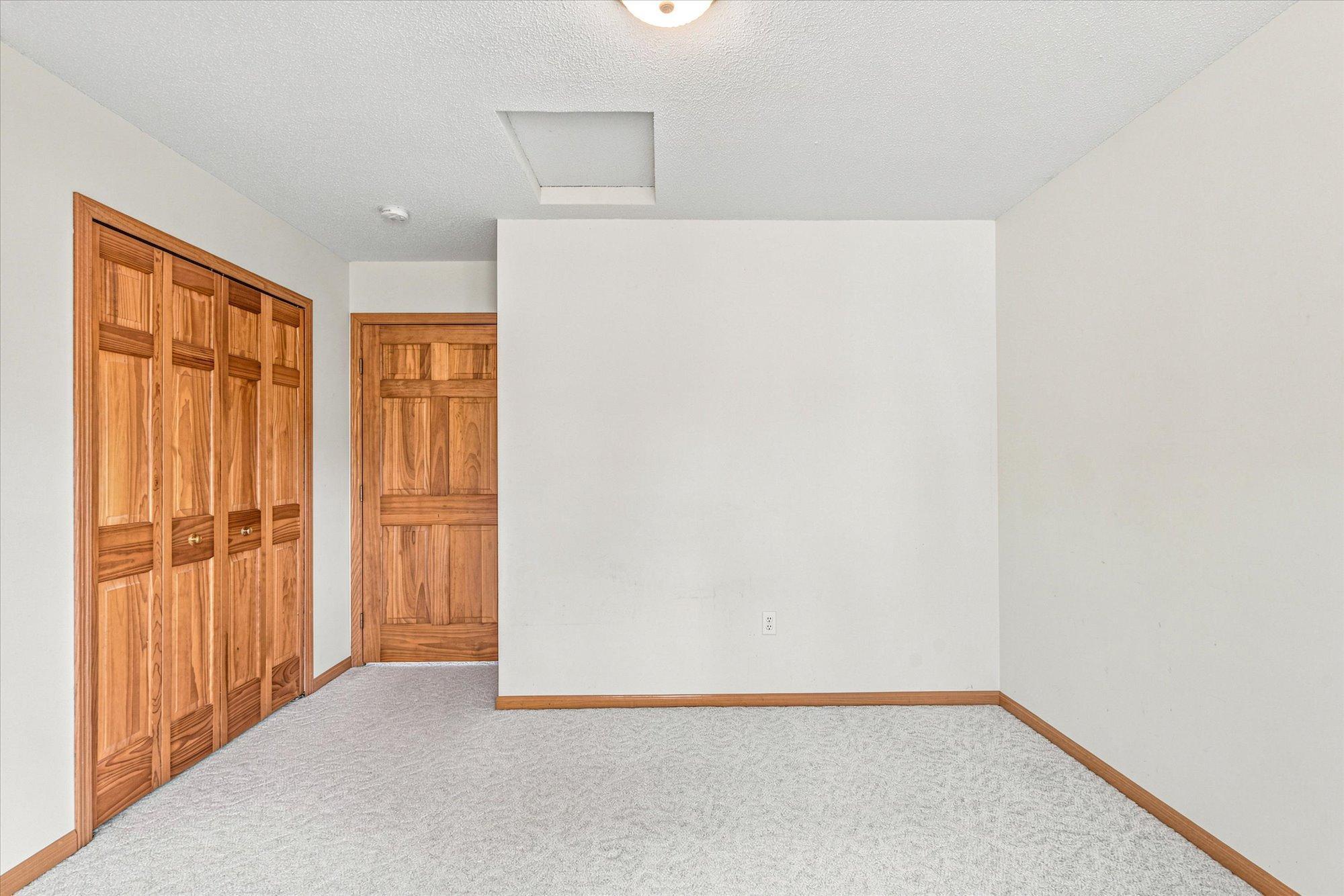 View of Residential at 7588 Ojibway Park Bay, Woodbury MN 55125, Woodbury (23 of 42) - Mike Wilen | Minnesota Team Real Estate