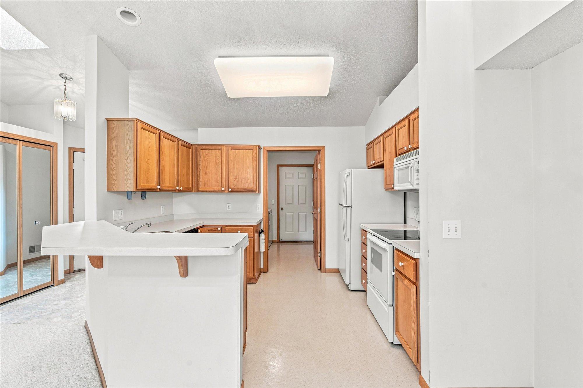 View of Residential at 7588 Ojibway Park Bay, Woodbury MN 55125, Woodbury (3 of 42) - Mike Wilen | Minnesota Team Real Estate