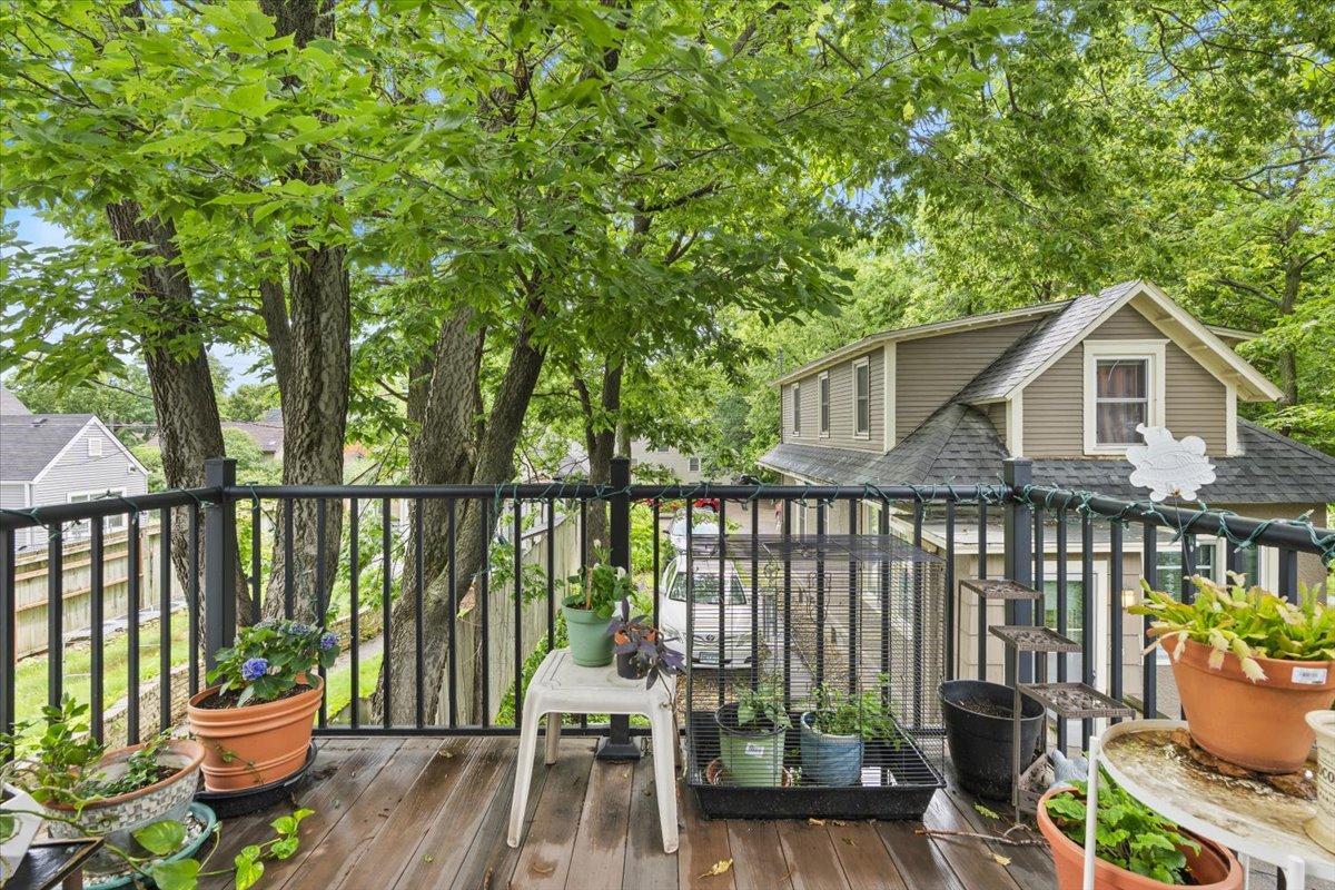 View of Residential Income at 711/713 26th Avenue, Minneapolis MN 55454, Minneapolis (21 of 34) - Mike Wilen | Minnesota Team Real Estate