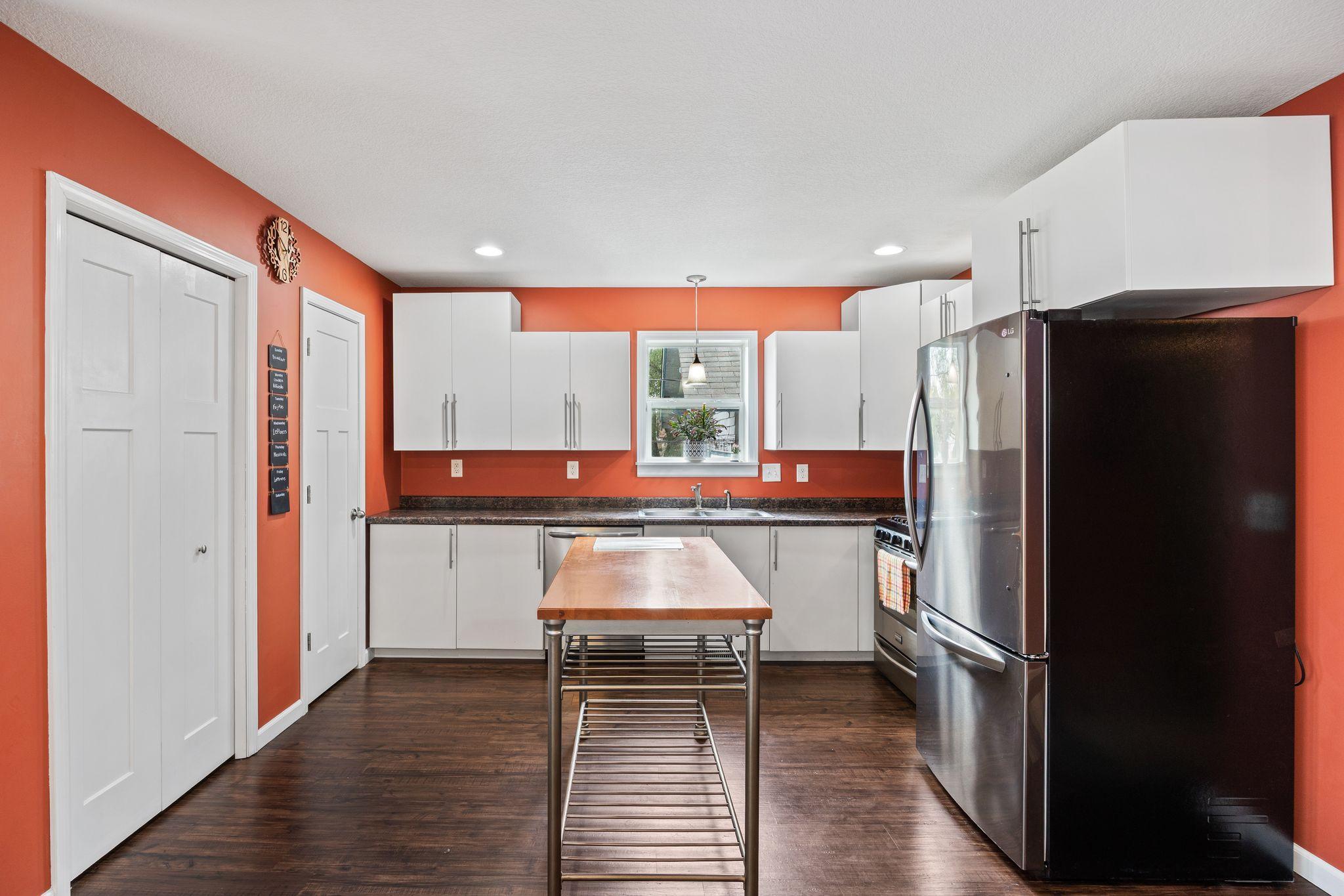View of Residential at 1281 3rd Street, Saint Paul MN 55106, Saint Paul (12 of 50) - Mike Wilen | Minnesota Team Real Estate