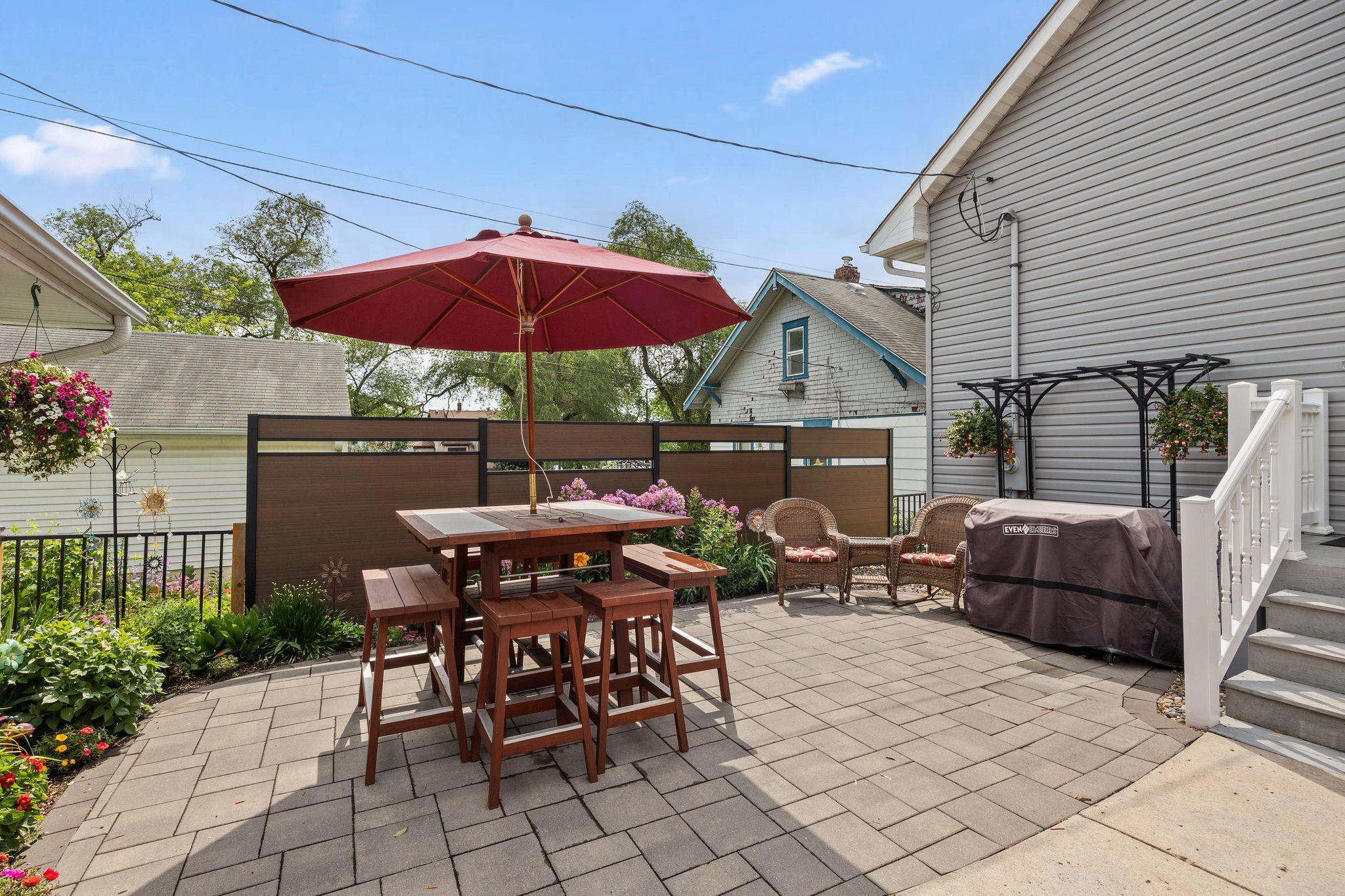 View of Residential at 1281 3rd Street, Saint Paul MN 55106, Saint Paul (10 of 50) - Mike Wilen | Minnesota Team Real Estate