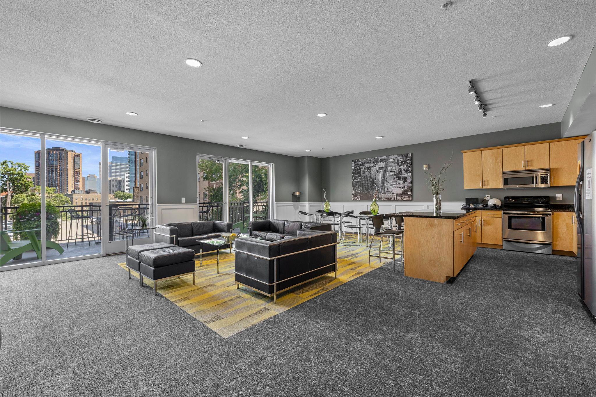 View of Residential at 301 Oak Grove Street #308, Minneapolis MN 55403, Minneapolis (33 of 44) - Mike Wilen | Minnesota Team Real Estate