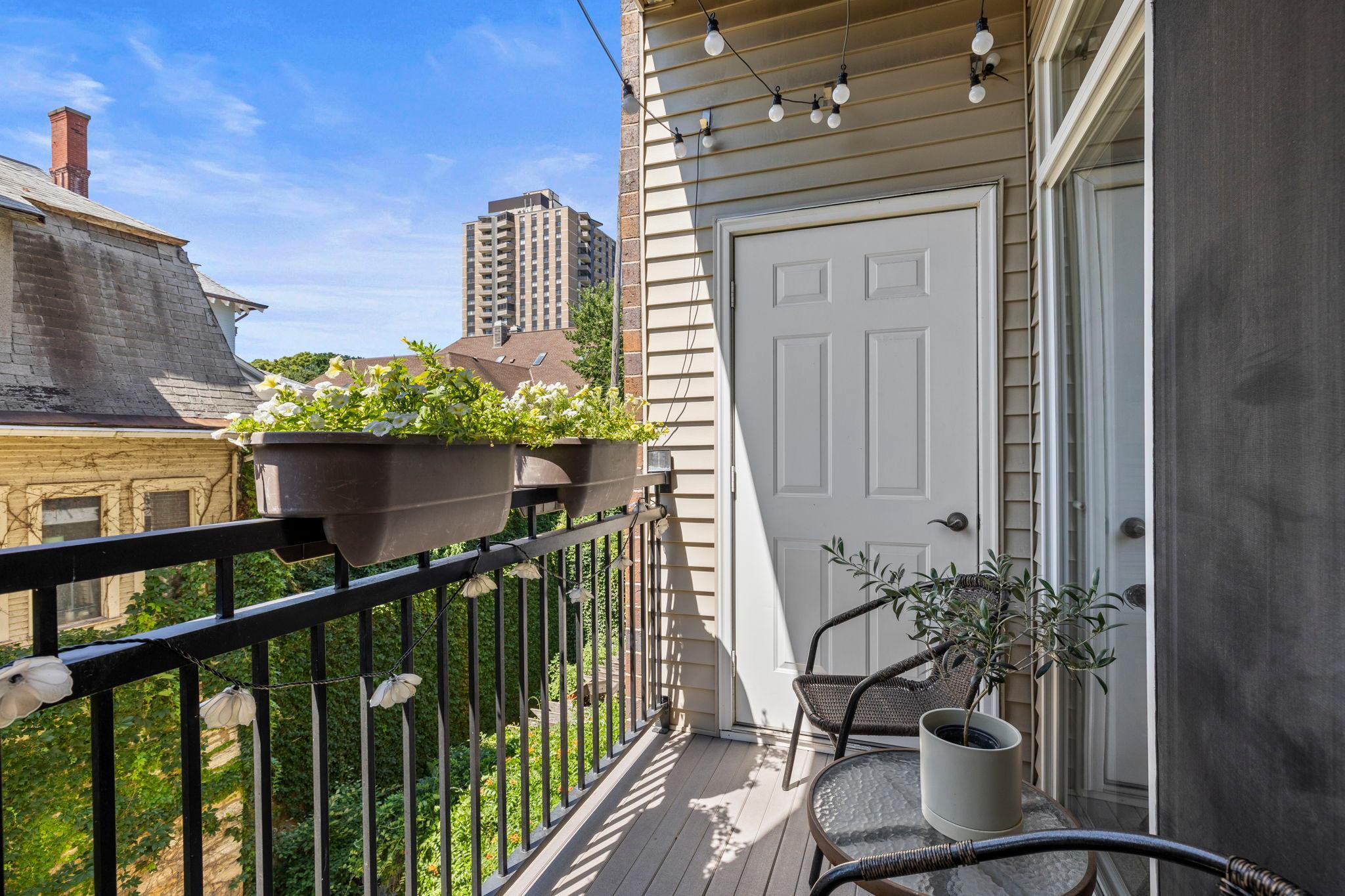 View of Residential at 301 Oak Grove Street #308, Minneapolis MN 55403, Minneapolis (30 of 44) - Mike Wilen | Minnesota Team Real Estate
