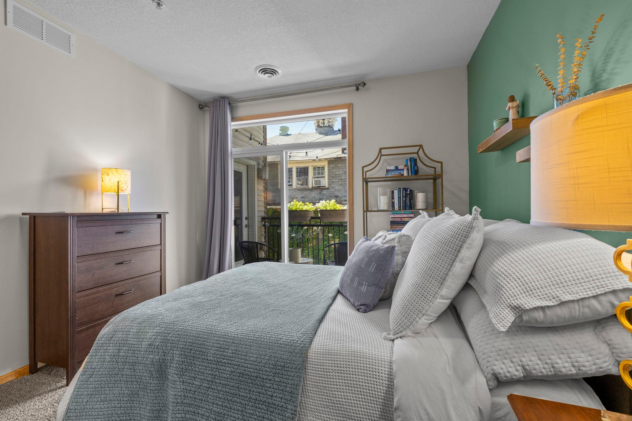 View of Residential at 301 Oak Grove Street #308, Minneapolis MN 55403, Minneapolis (21 of 44) - Mike Wilen | Minnesota Team Real Estate