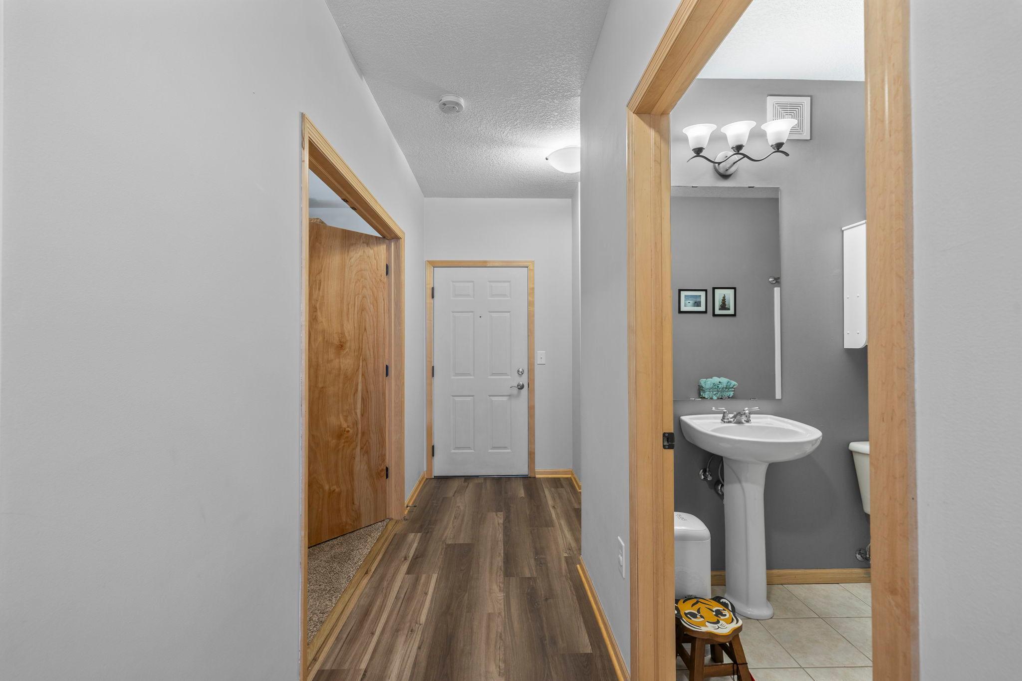 View of Residential at 301 Oak Grove Street #308, Minneapolis MN 55403, Minneapolis (7 of 44) - Mike Wilen | Minnesota Team Real Estate