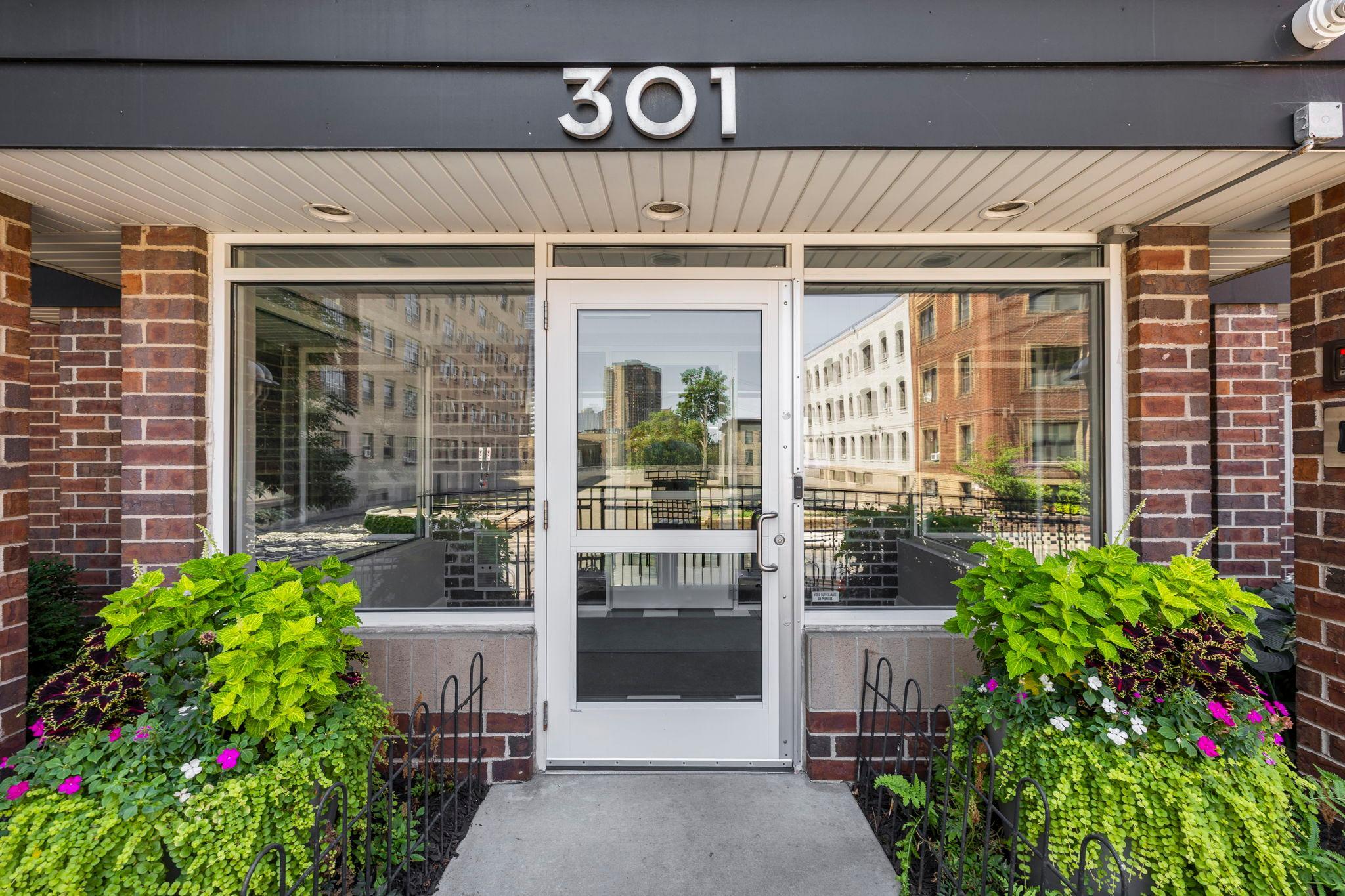 View of Residential at 301 Oak Grove Street #308, Minneapolis MN 55403, Minneapolis (5 of 44) - Mike Wilen | Minnesota Team Real Estate