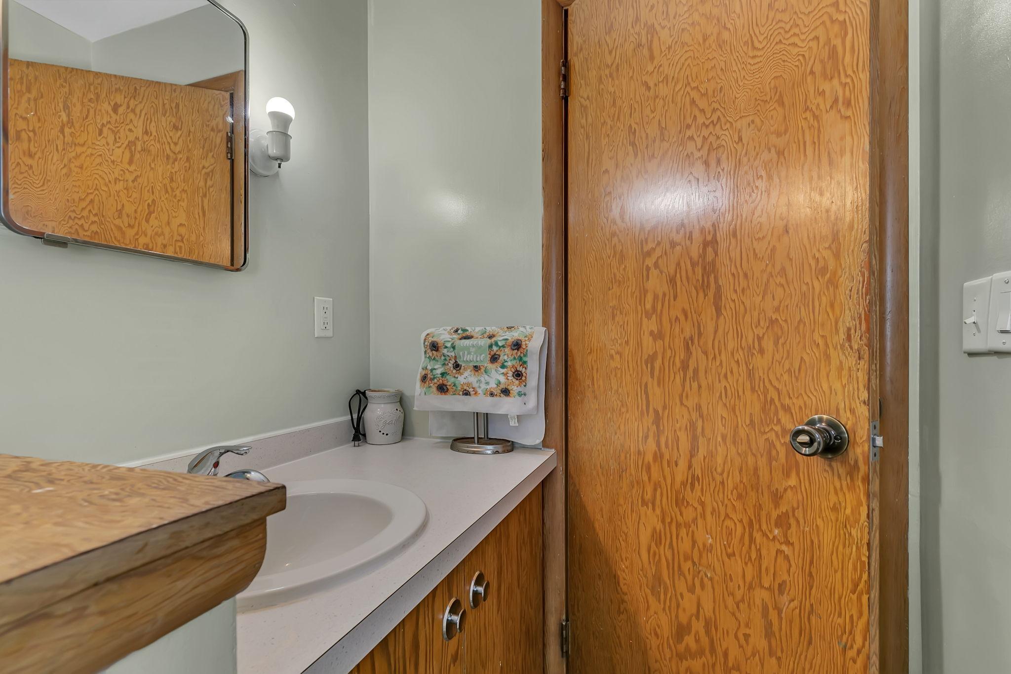 View of Residential at 142 25th Avenue, Saint Cloud MN 56303, Saint Cloud (10 of 14) - Mike Wilen | Minnesota Team Real Estate