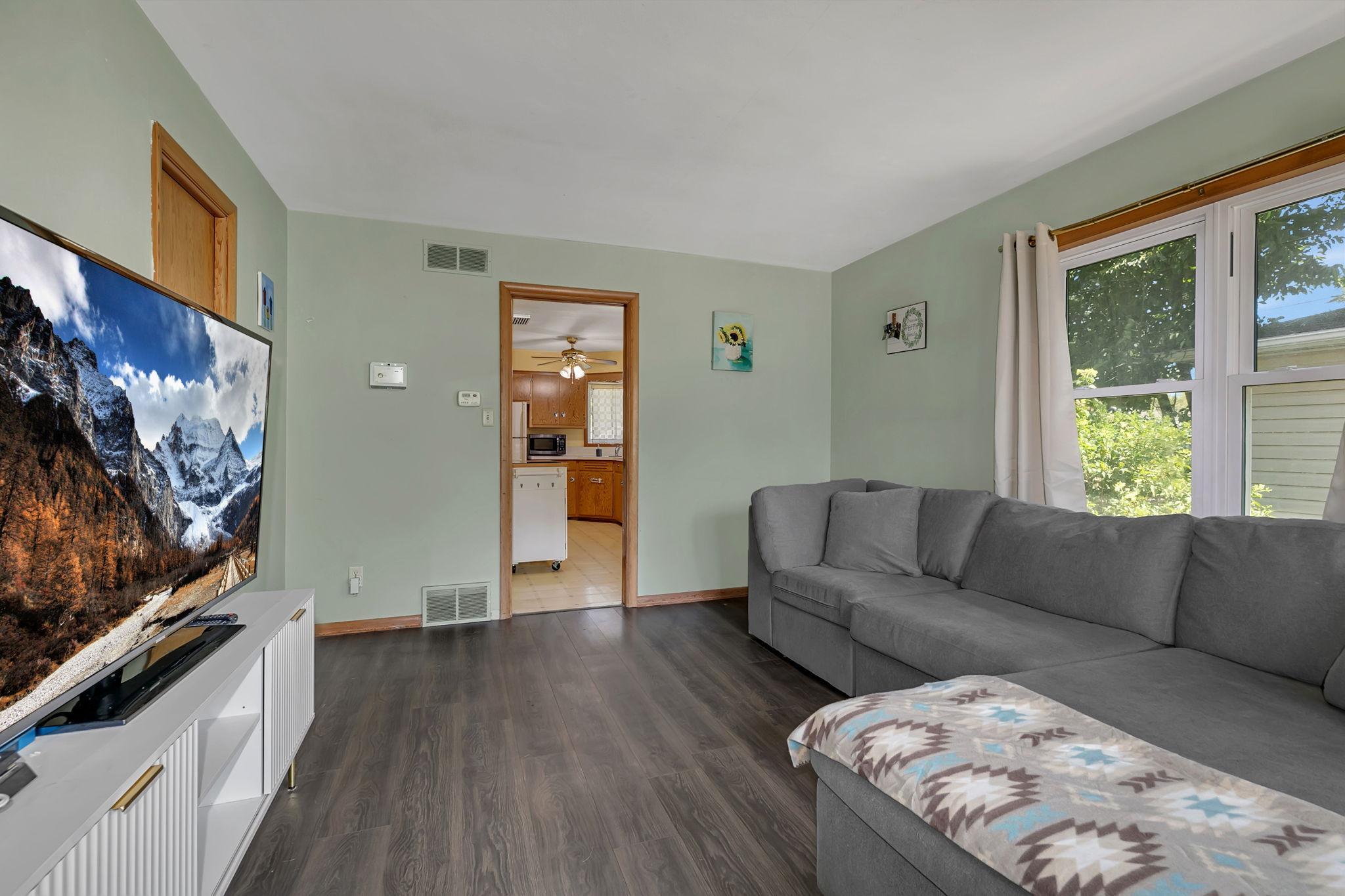 View of Residential at 142 25th Avenue, Saint Cloud MN 56303, Saint Cloud (3 of 14) - Mike Wilen | Minnesota Team Real Estate