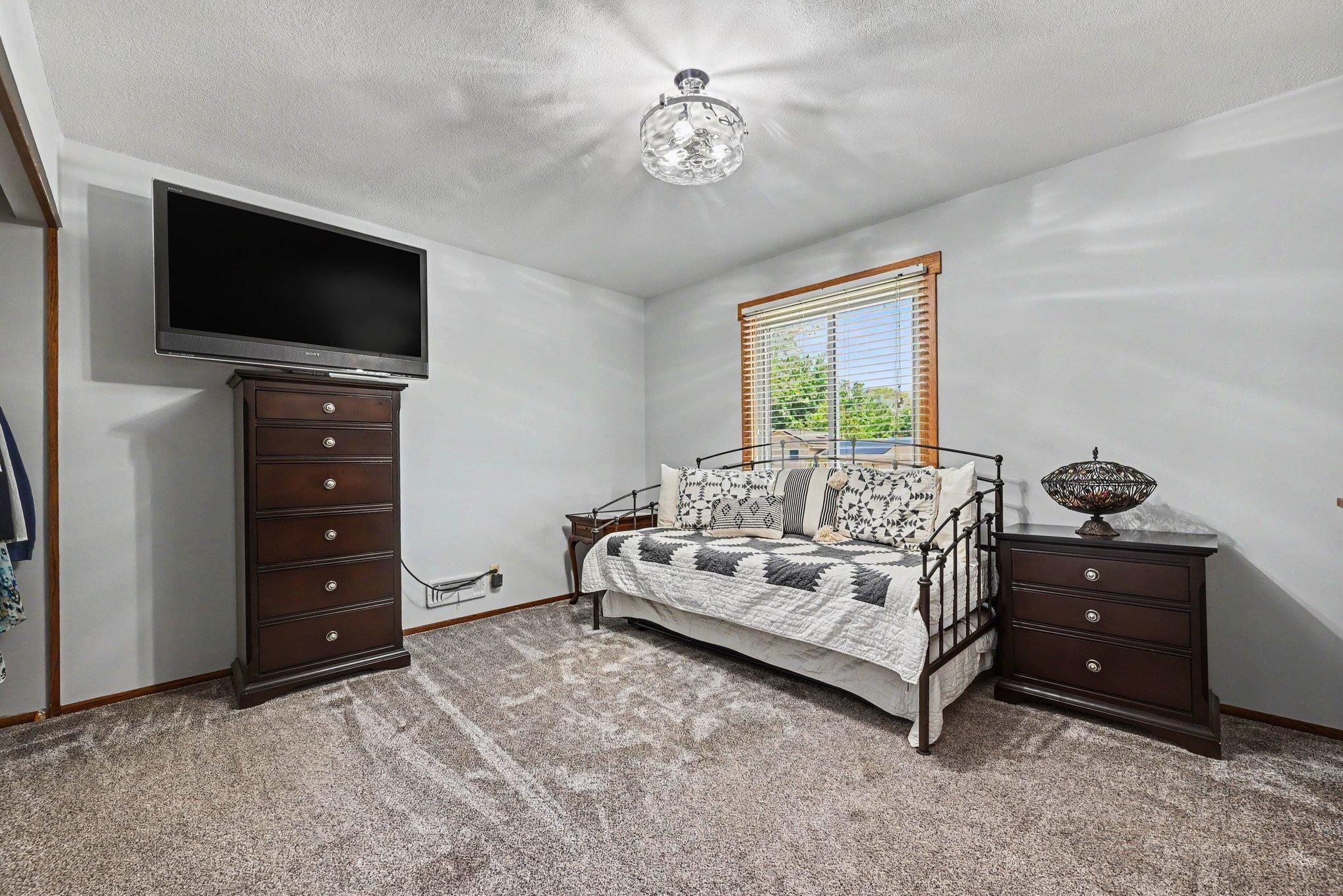 View of Residential at 6920 Innsdale Avenue, Cottage Grove MN 55016, Cottage Grove (16 of 38) - Mike Wilen | Minnesota Team Real Estate