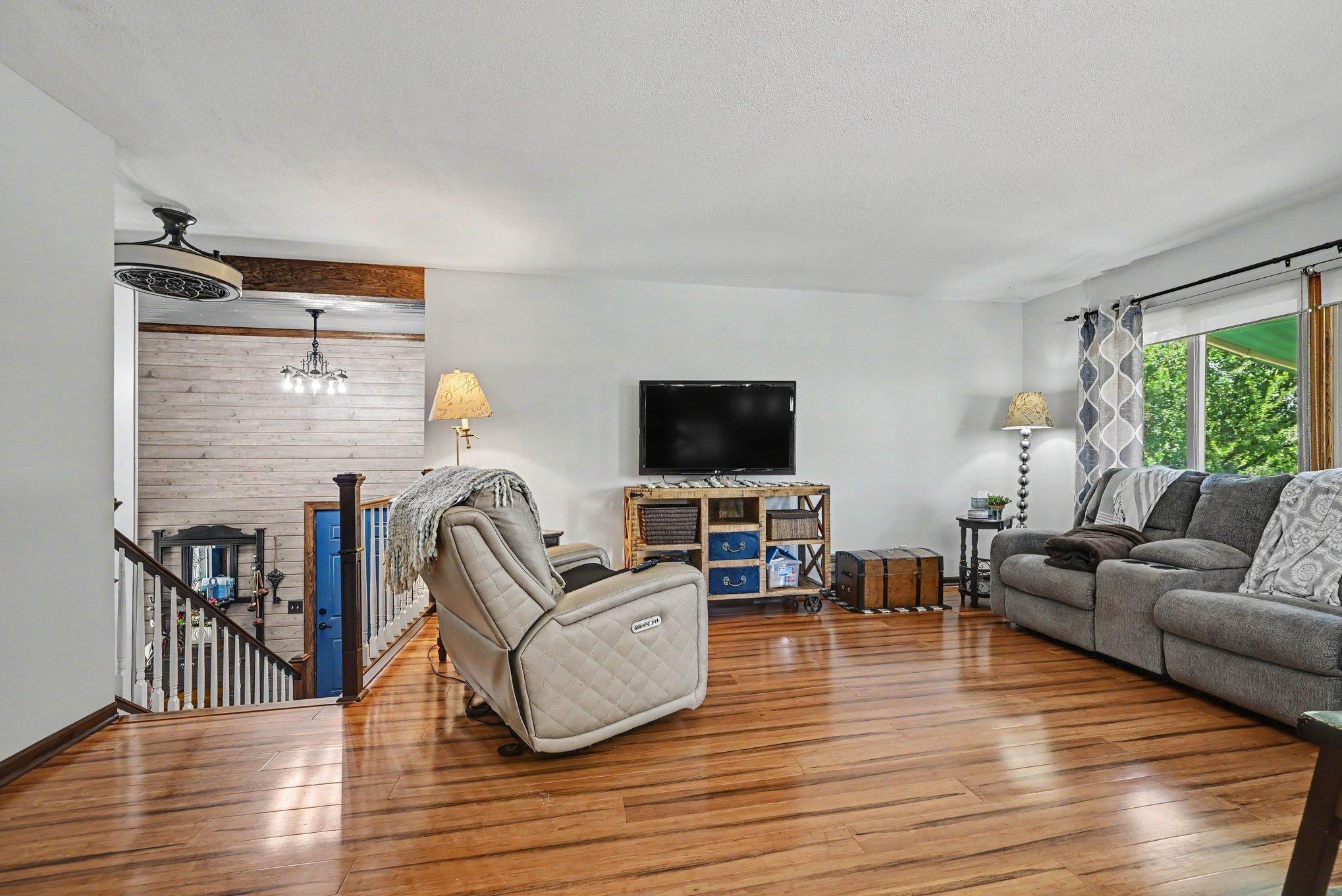 View of Residential at 6920 Innsdale Avenue, Cottage Grove MN 55016, Cottage Grove (7 of 38) - Mike Wilen | Minnesota Team Real Estate