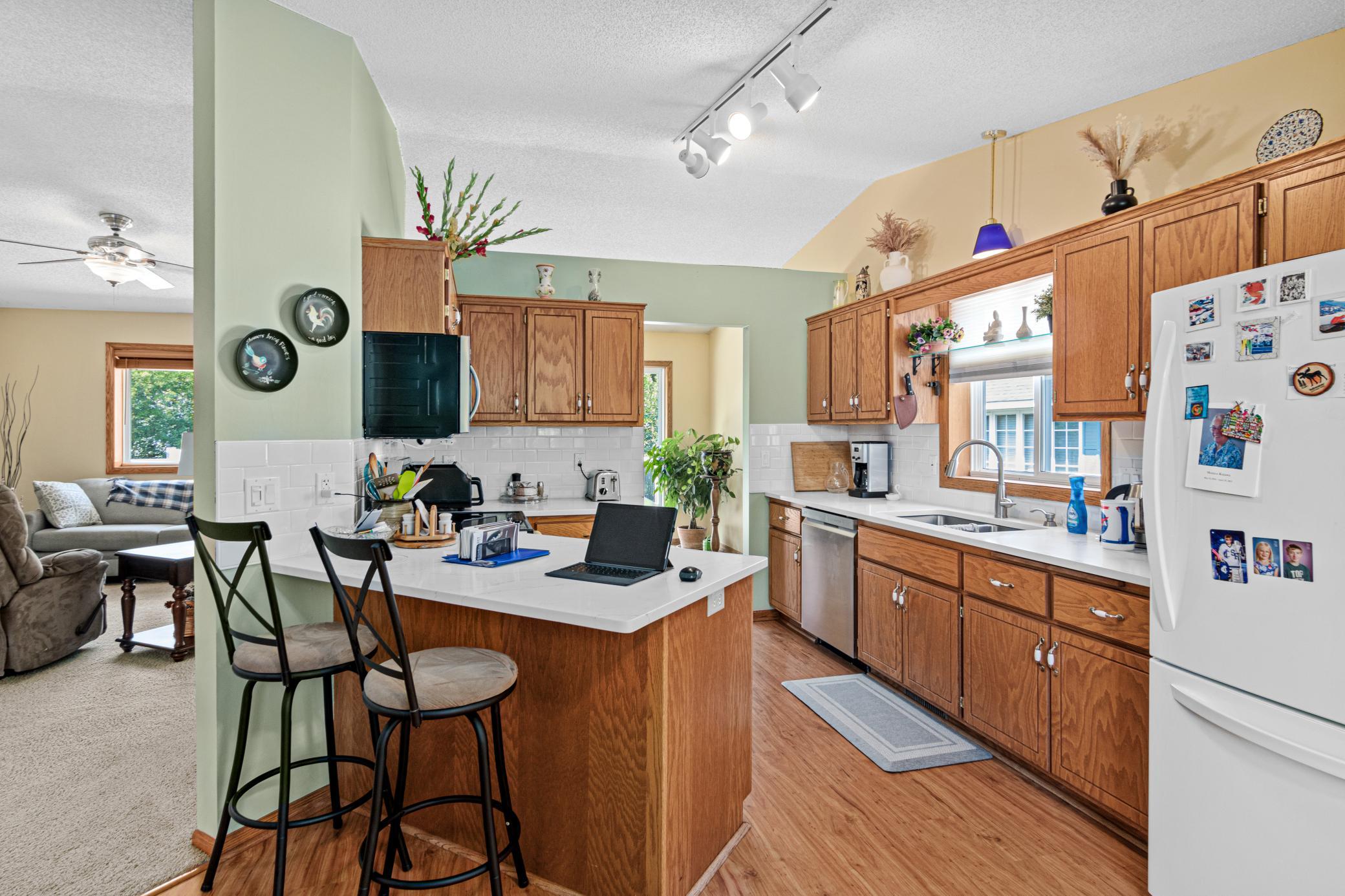 View of Residential at 6533 Neddersen Circle, Brooklyn Park MN 55445, Brooklyn Park (7 of 33) - Mike Wilen | Minnesota Team Real Estate