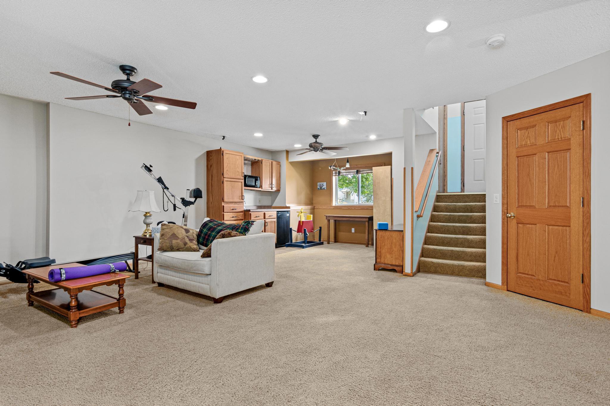 View of Residential at 6533 Neddersen Circle, Brooklyn Park MN 55445, Brooklyn Park (4 of 33) - Mike Wilen | Minnesota Team Real Estate