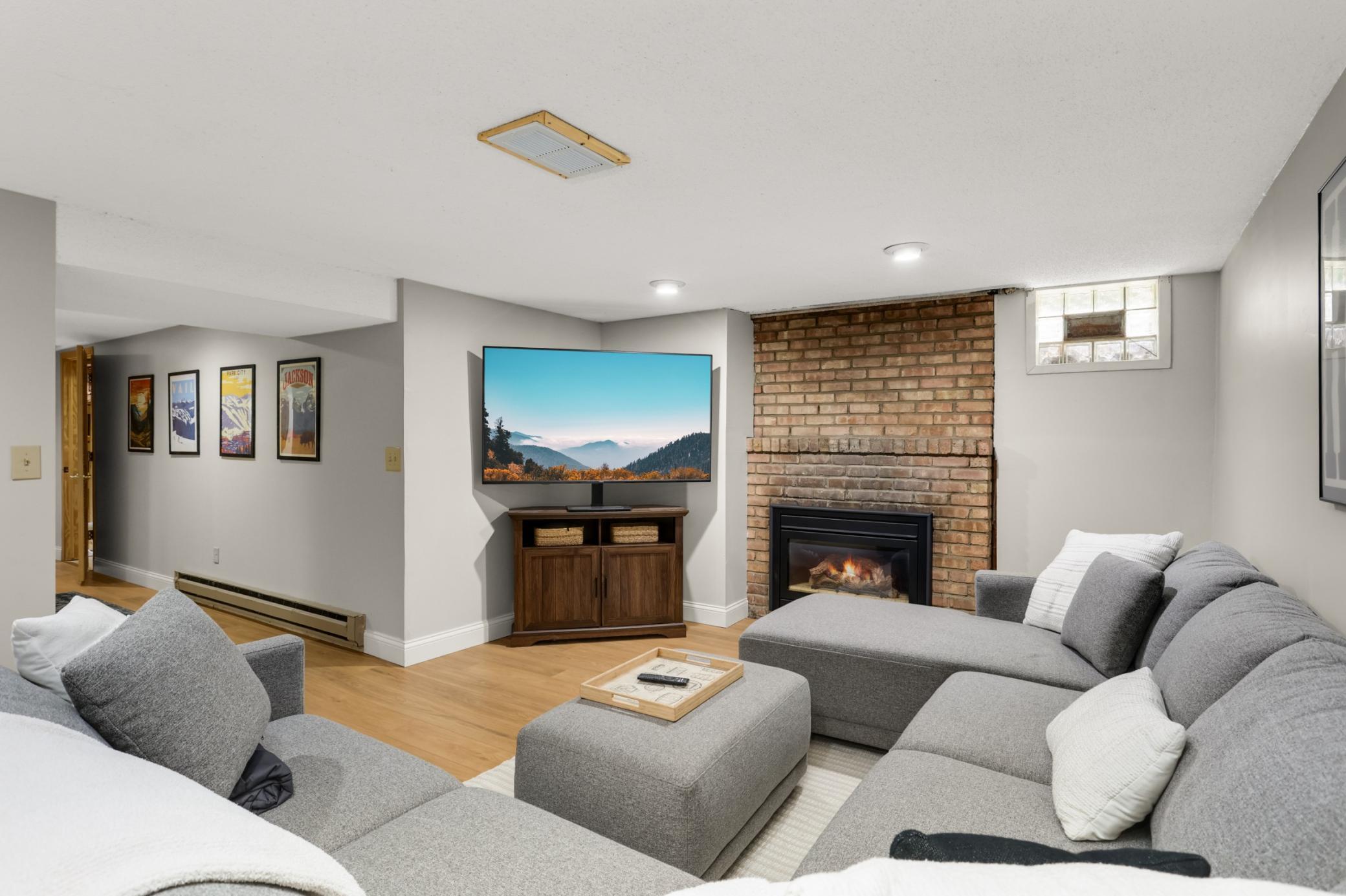 View of Residential at 9100 Club Road, Saint Louis Park MN 55426, Saint Louis Park (21 of 40) - Mike Wilen | Minnesota Team Real Estate