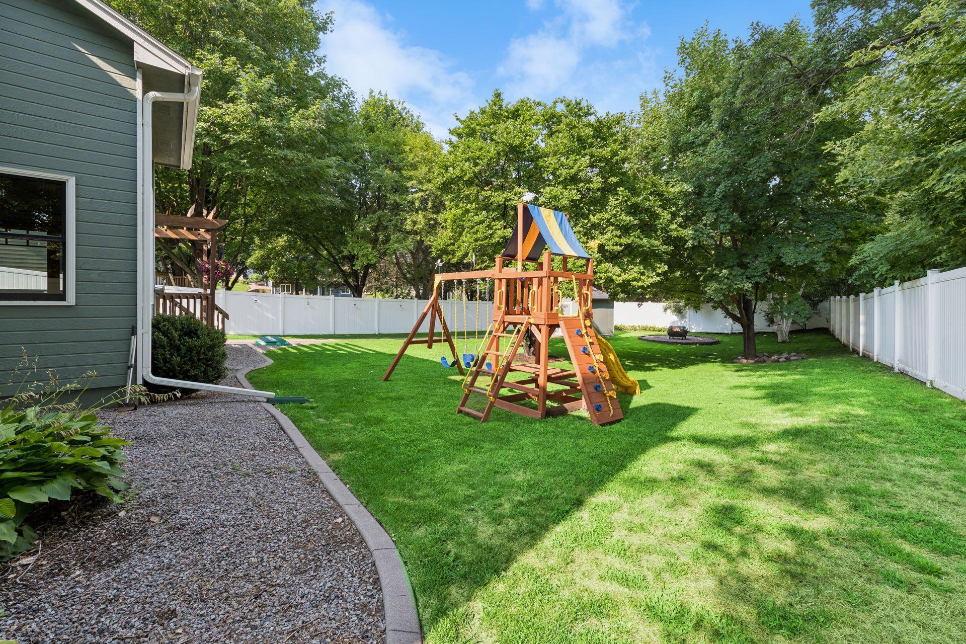View of Residential at 4601 Fairway Hills Drive, Eagan MN 55123, Eagan (41 of 45) - Mike Wilen | Minnesota Team Real Estate