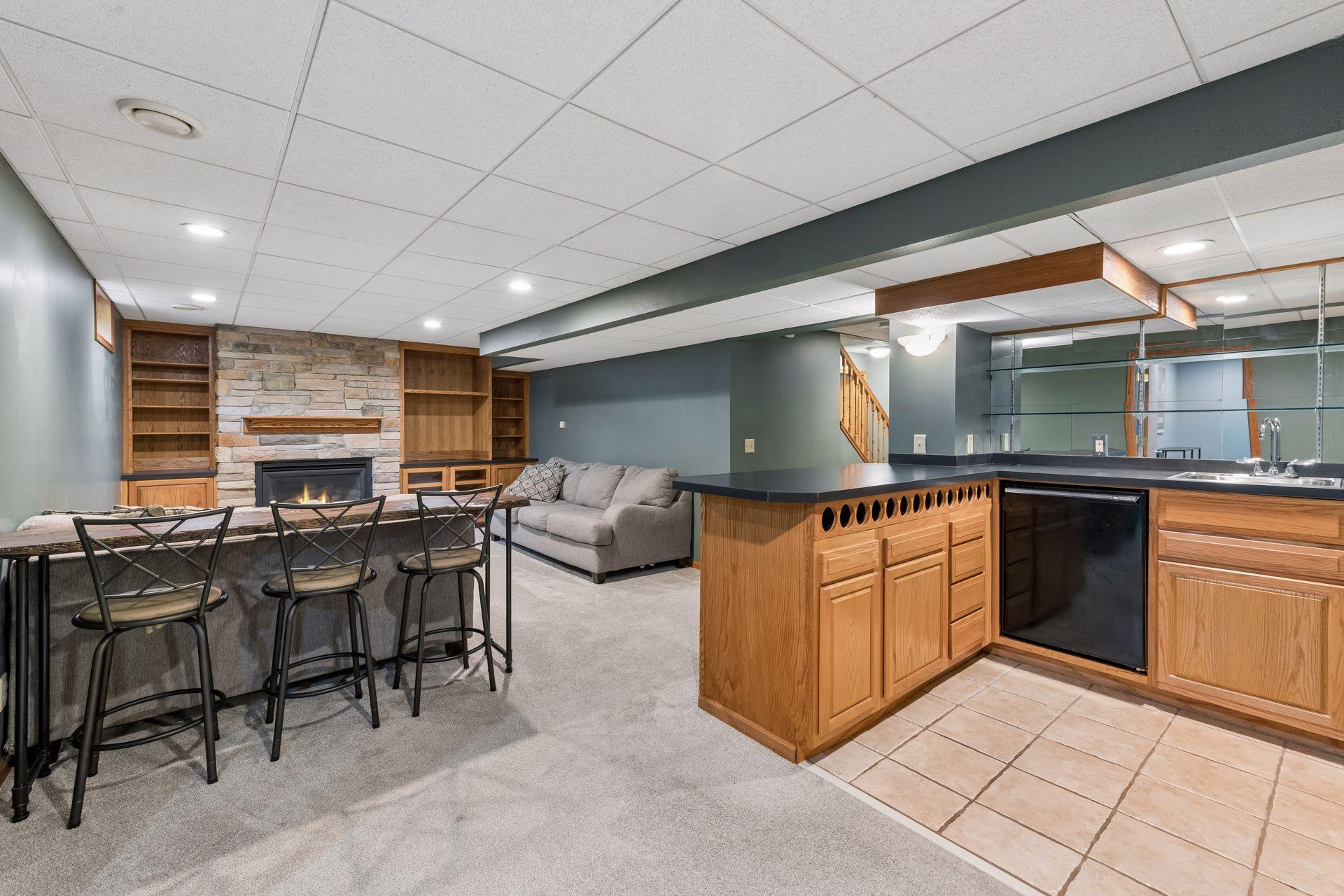 View of Residential at 4601 Fairway Hills Drive, Eagan MN 55123, Eagan (31 of 45) - Mike Wilen | Minnesota Team Real Estate