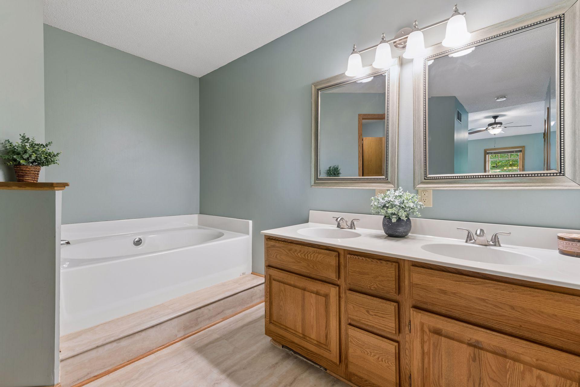 View of Residential at 4601 Fairway Hills Drive, Eagan MN 55123, Eagan (24 of 45) - Mike Wilen | Minnesota Team Real Estate