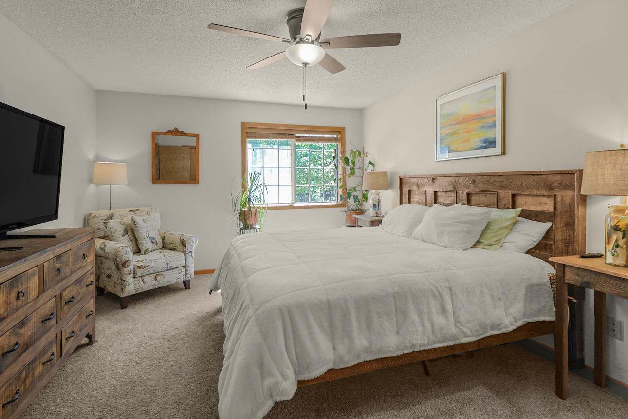 View of Residential at 12822 Echo Lane, Apple Valley MN 55124, Apple Valley (17 of 22) - Mike Wilen | Minnesota Team Real Estate