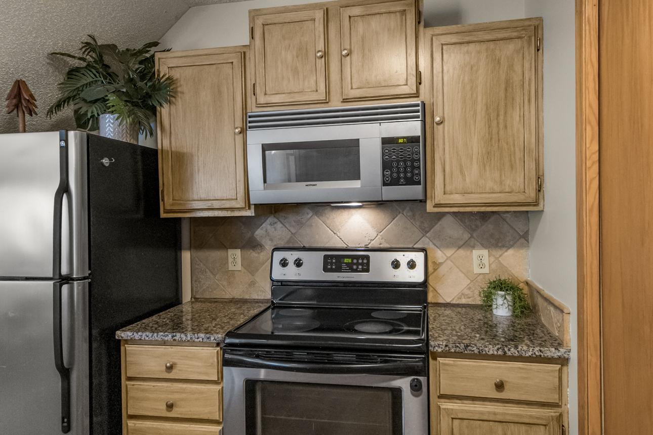 View of Residential at 12822 Echo Lane, Apple Valley MN 55124, Apple Valley (12 of 22) - Mike Wilen | Minnesota Team Real Estate